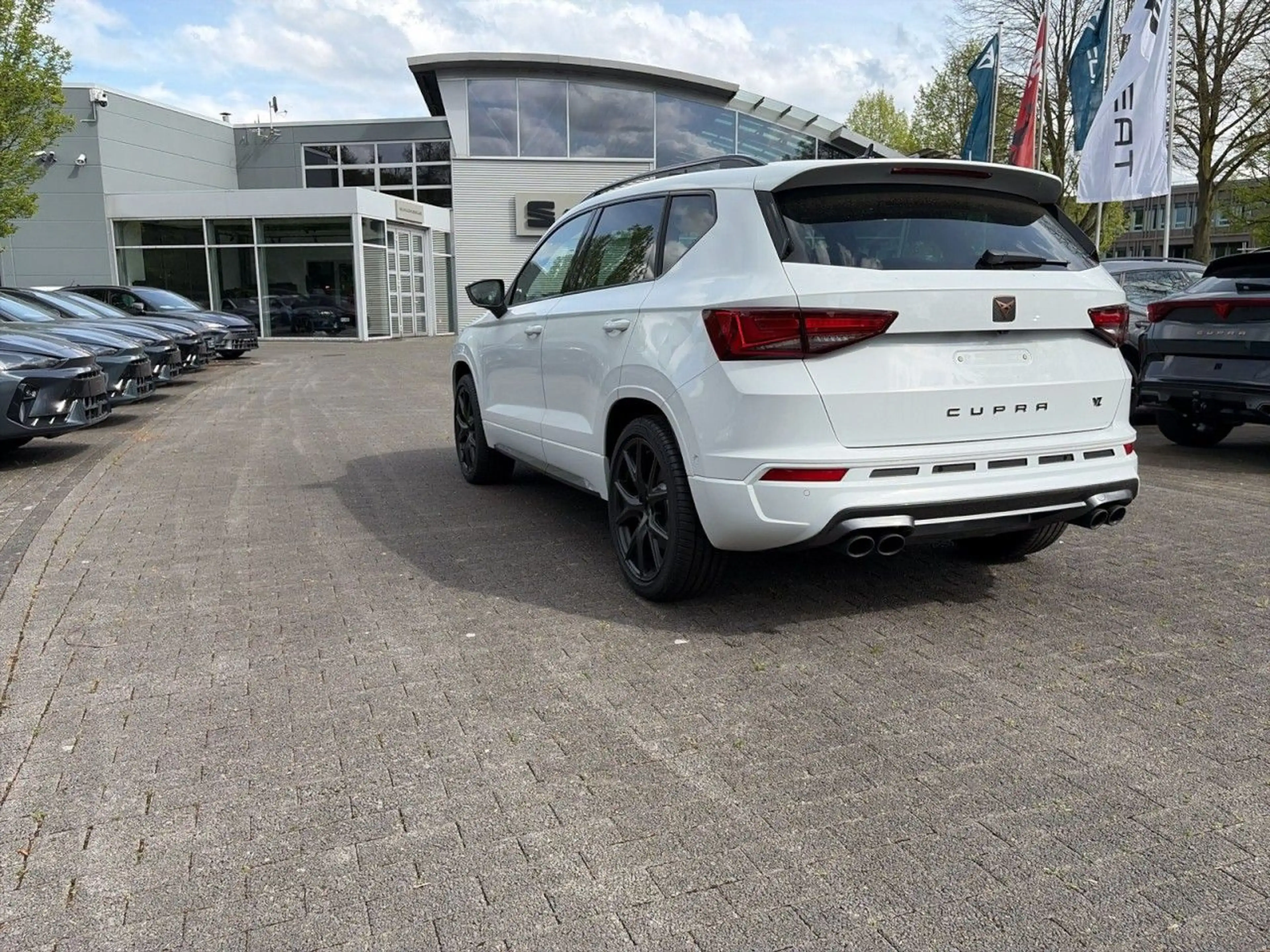 CUPRA Ateca 2.0 TSI 4Drive VZ 360°|AHK|Pano|LED|R-Kam. — photo 3