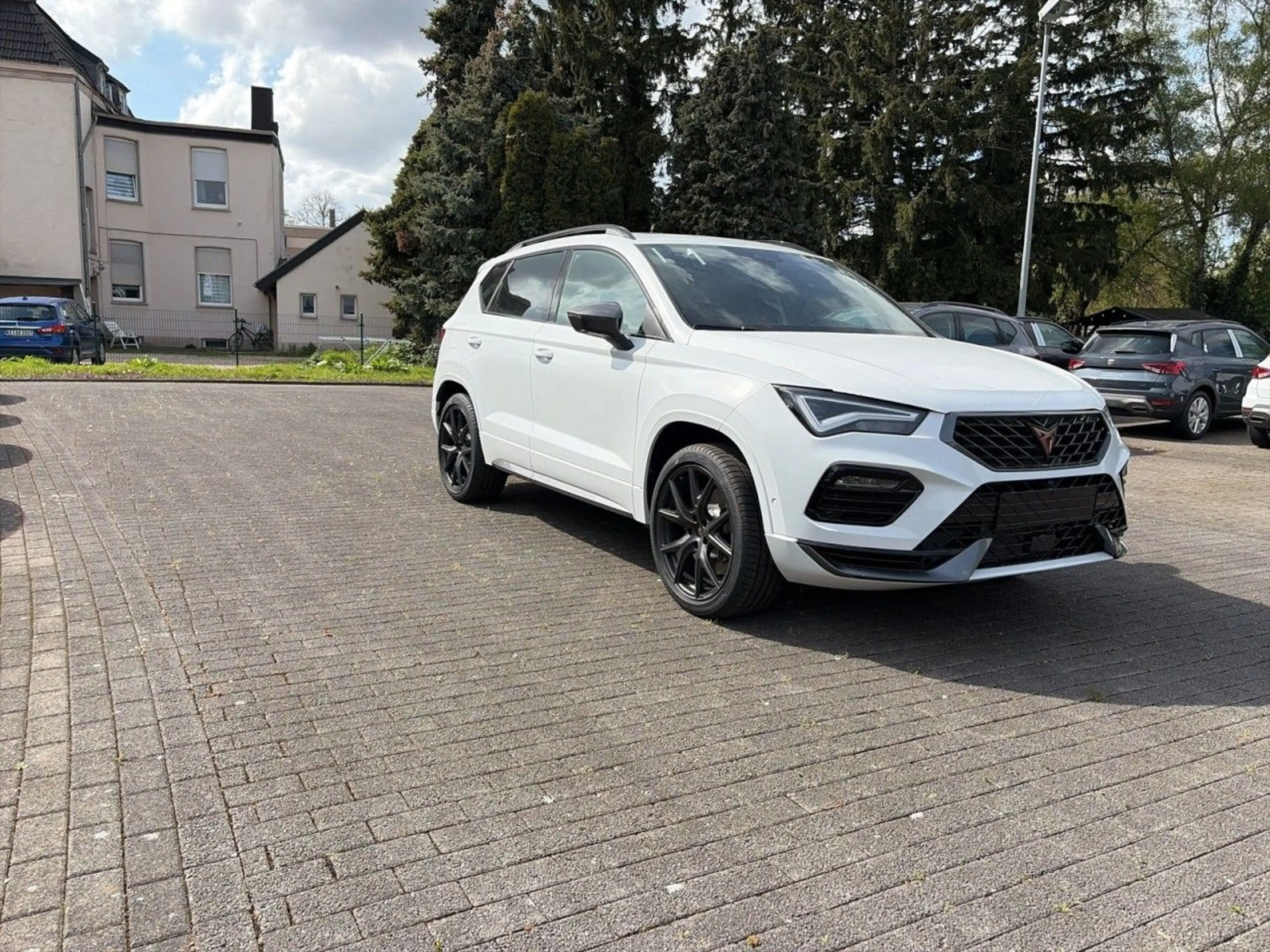 CUPRA Ateca 2.0 TSI 4Drive VZ 360°|AHK|Pano|LED|R-Kam. — photo 5