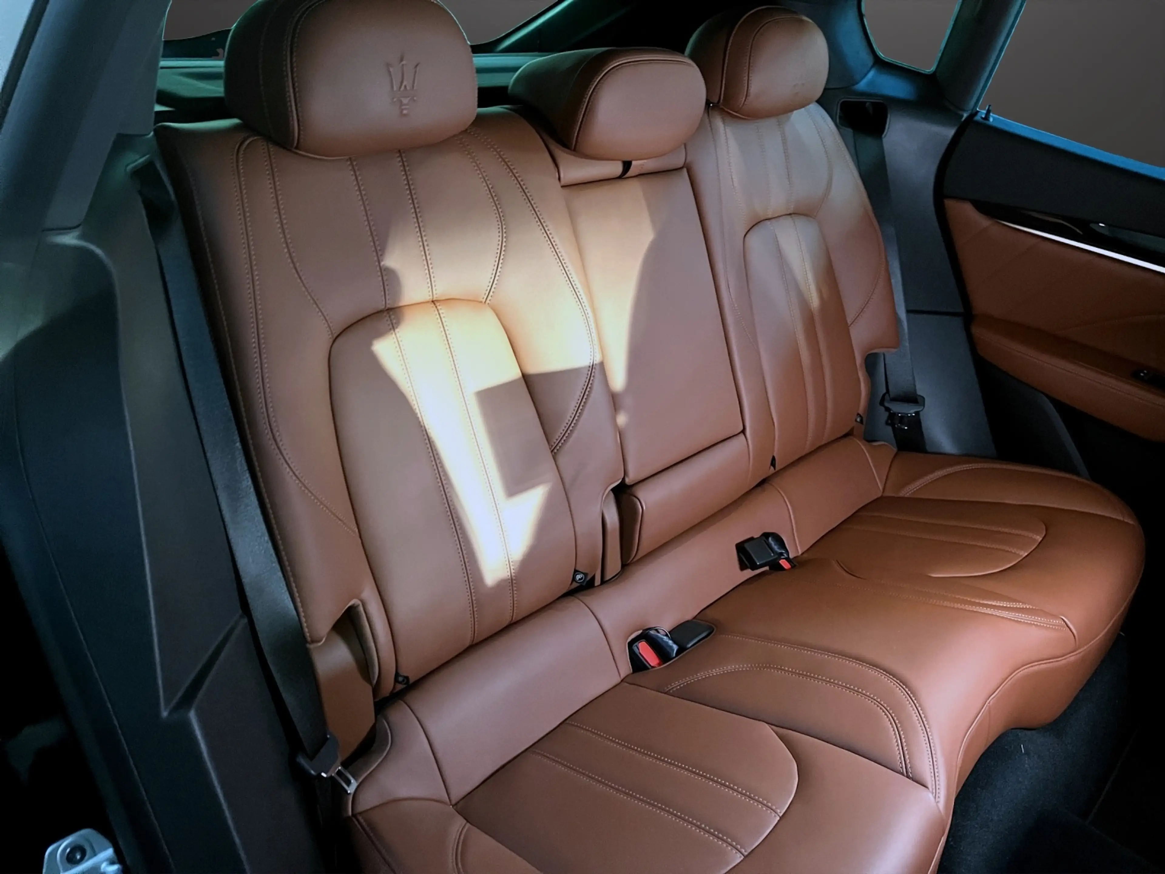 Maserati Levante Modena MY22 — photo 10