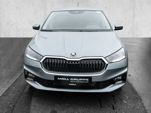 Skoda Fabia view 3