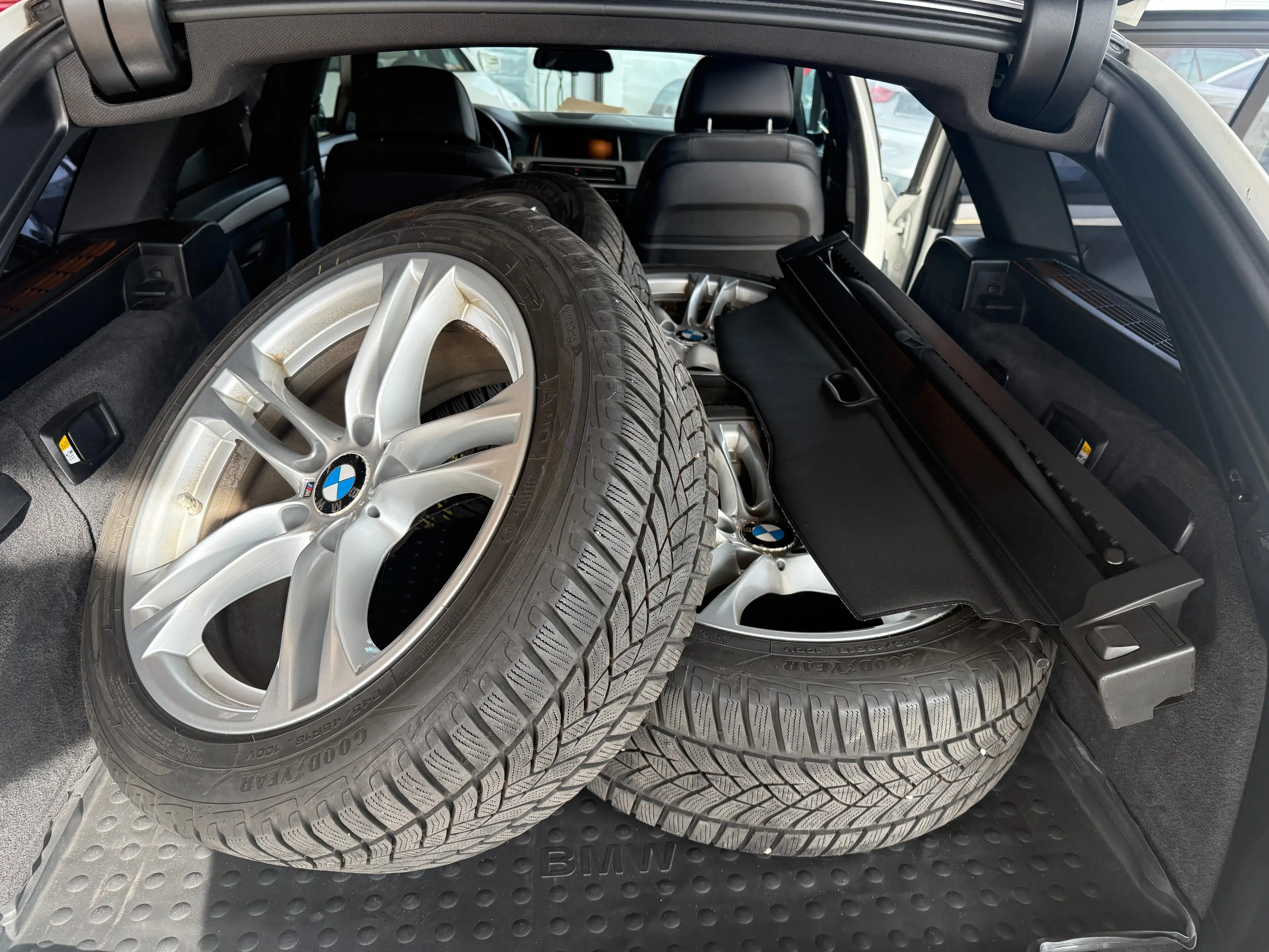 BMW M550 M550 d xDrive Panorama-Dach Kamera — photo 8