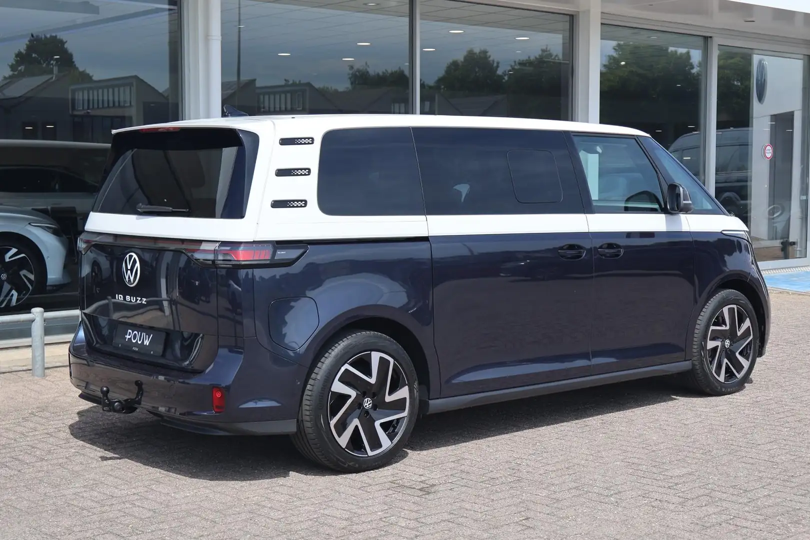 Volkswagen ID. Buzz 286pk Pro Bulli Elektromotor | 20" Velgen | Design Alb - 2