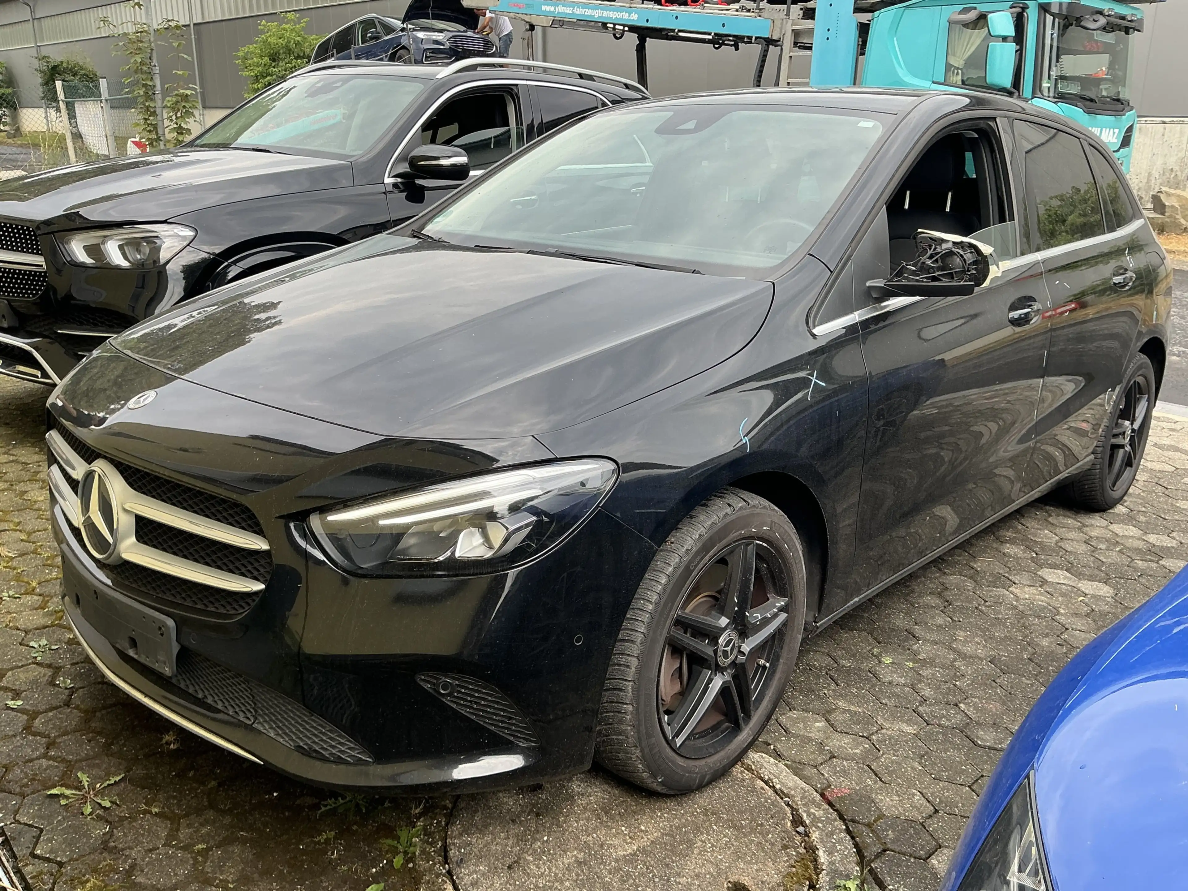 Mercedes-Benz B 250 e R.Cam Navi Teil-Leder SHZ LED DAB MBUX
