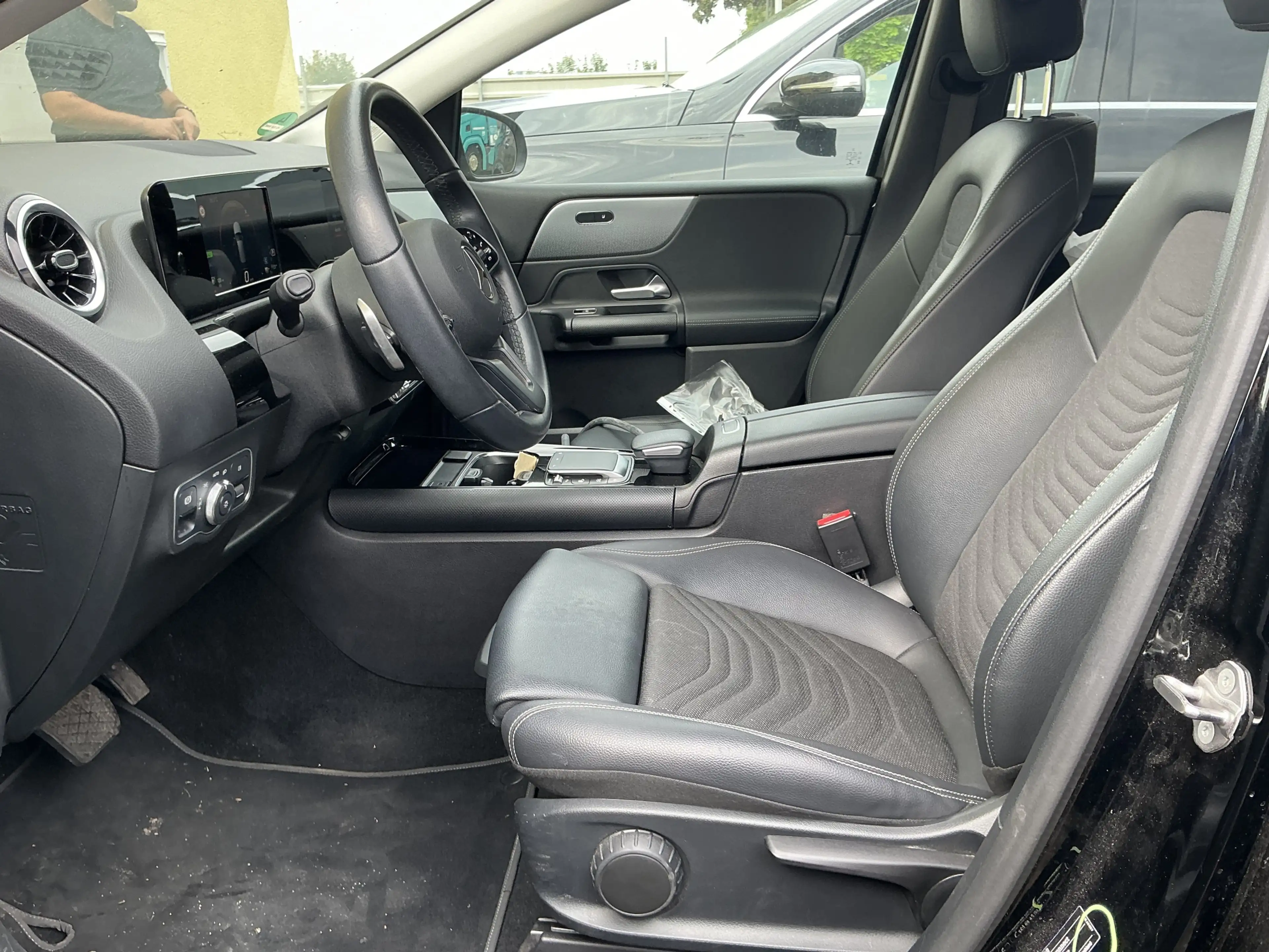 Mercedes-Benz B 250 e R.Cam Navi Teil-Leder SHZ LED DAB MBUX — photo 5