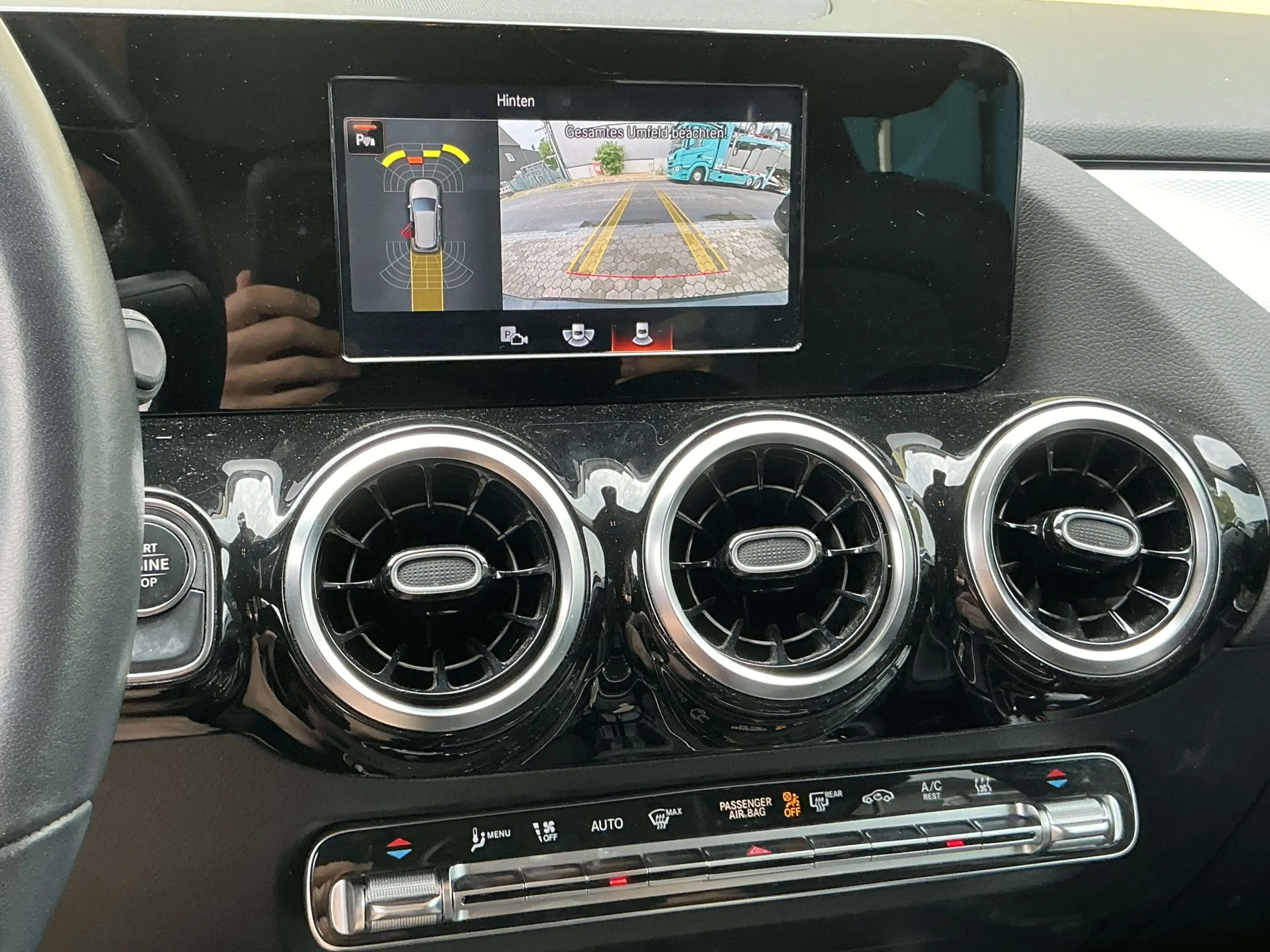 Mercedes-Benz B 250 e R.Cam Navi Teil-Leder SHZ LED DAB MBUX — photo 8