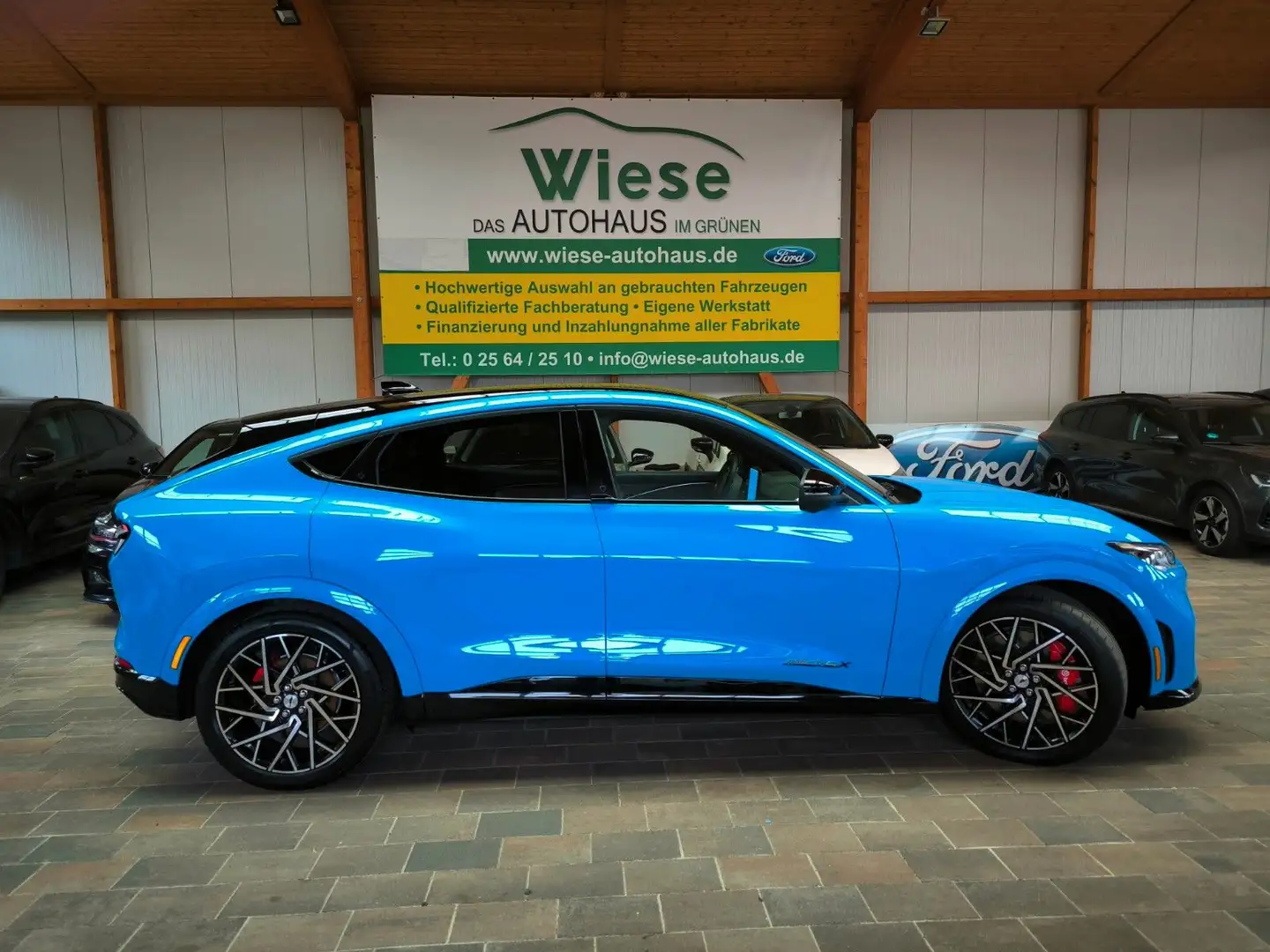 Ford Mustang Mach-E AWD GT,4JGarant,Pdach,Sync4 Albastru - 2