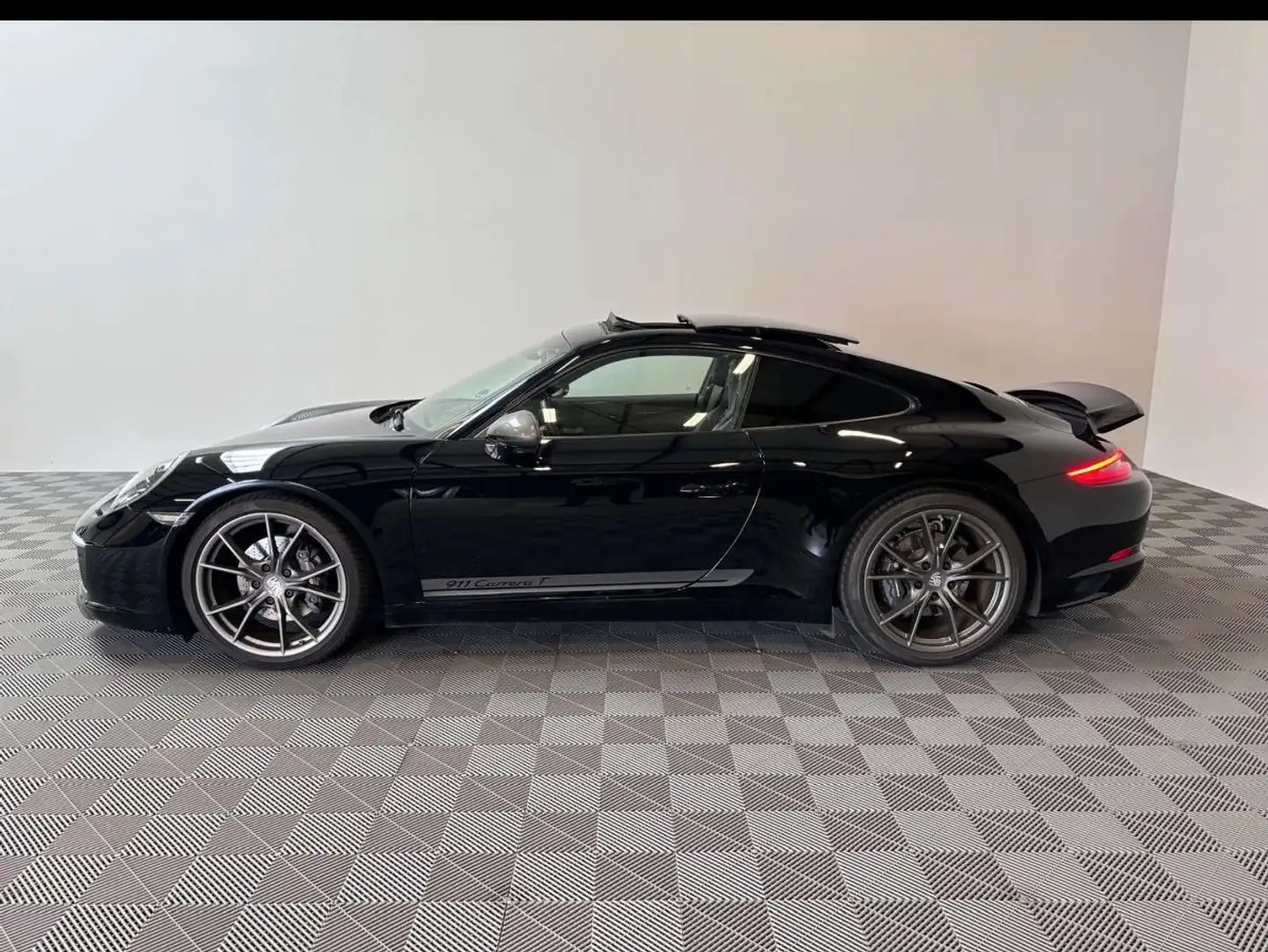 Porsche 991 911 Coupe Carrera T Zwart - 1