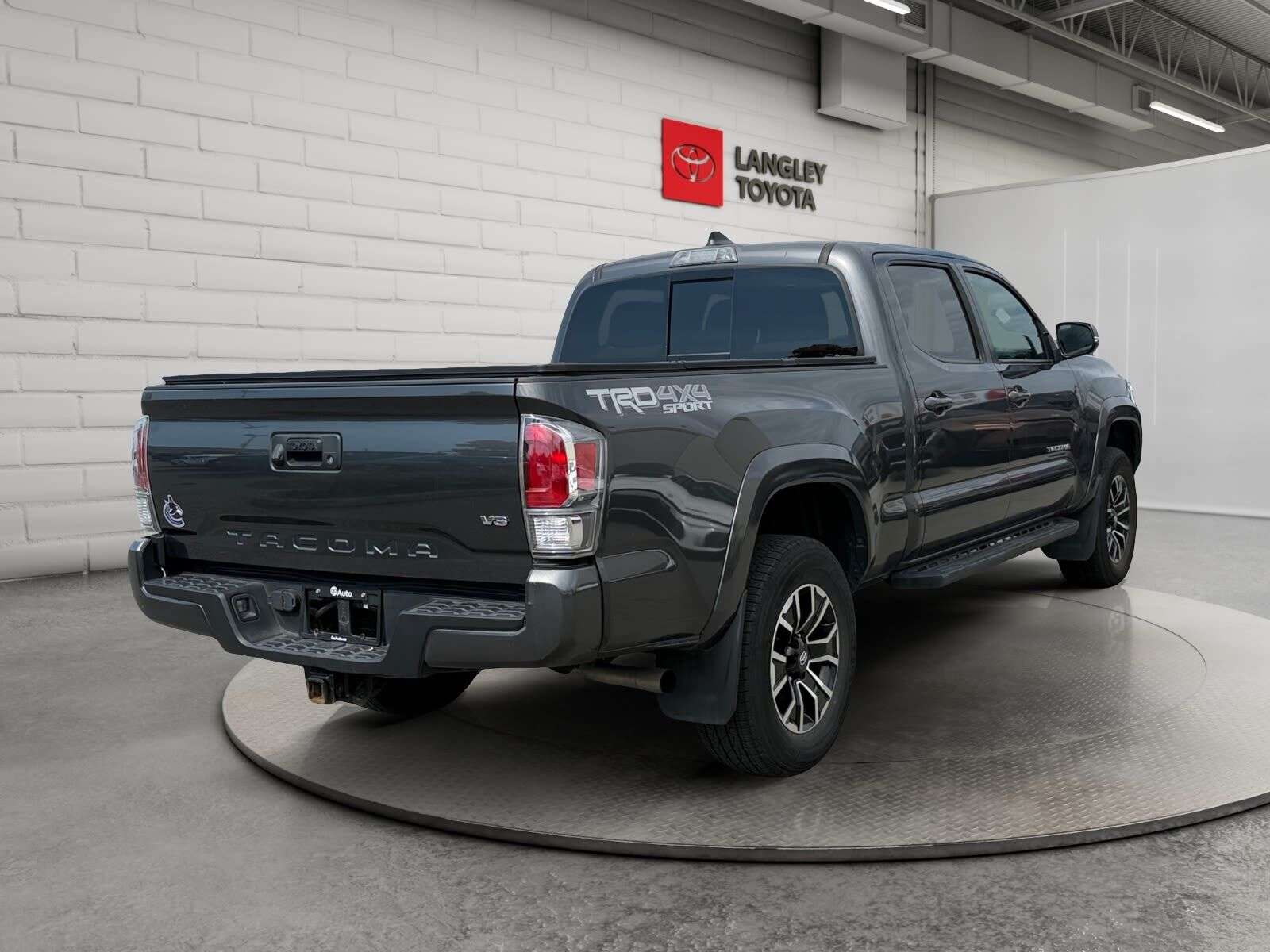 2023 Toyota Tacoma TRD SPORT; SMART KEY, NAV, SAFETY SENSE, 4X4, HEAT — снимка 1