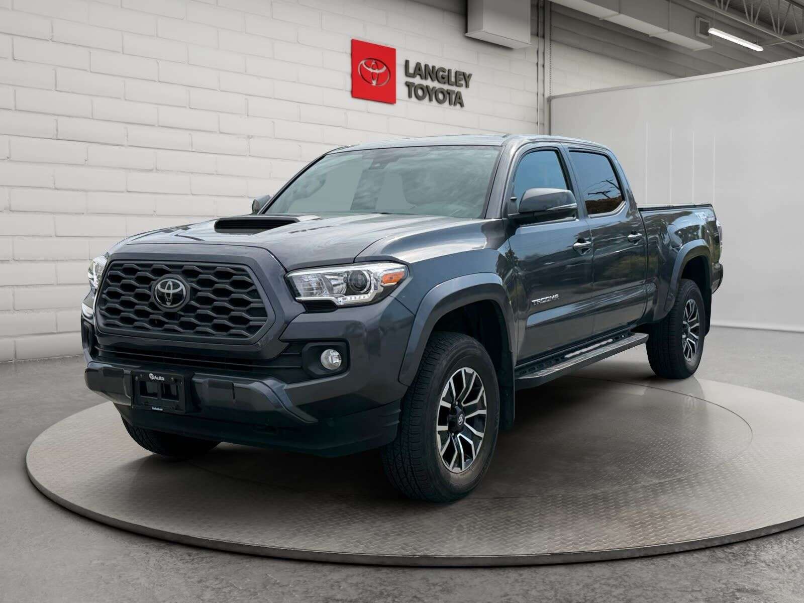 2023 Toyota Tacoma TRD SPORT; SMART KEY, NAV, SAFETY SENSE, 4X4, HEAT