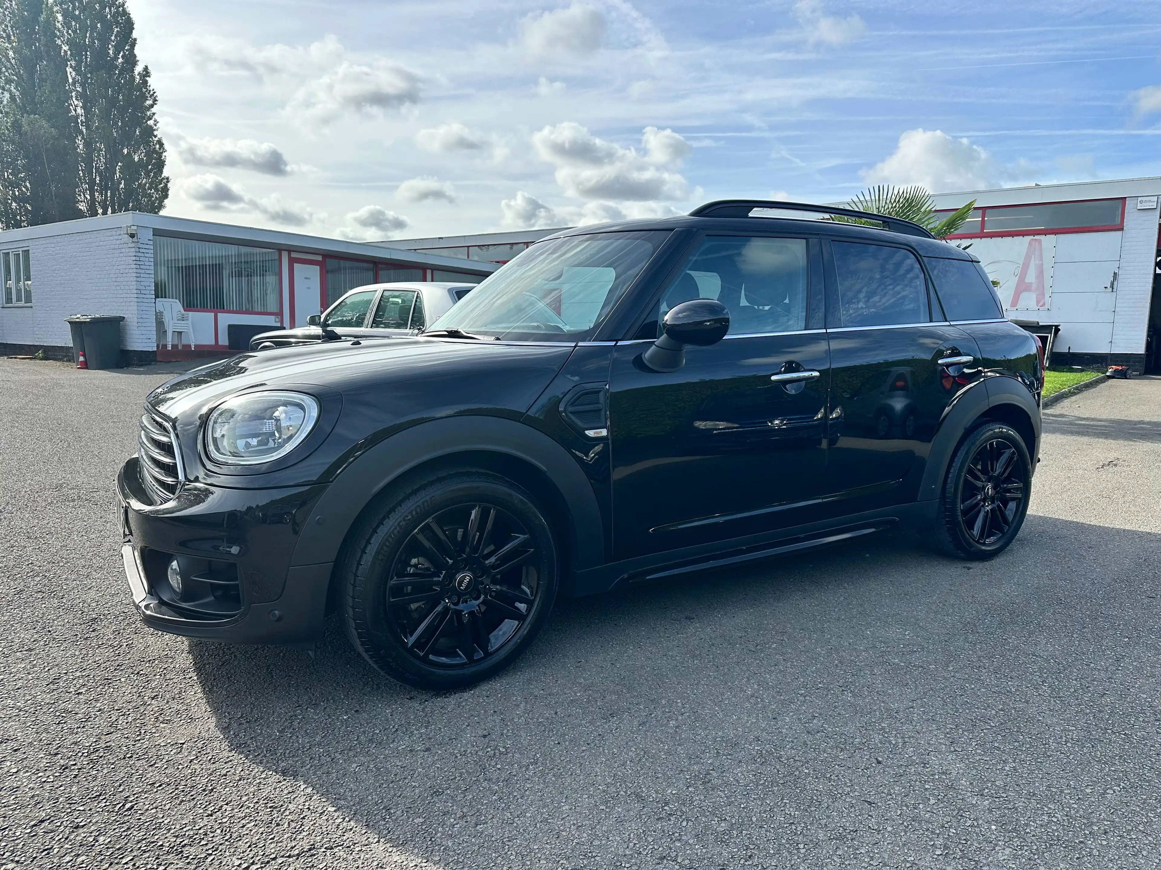 MINI Cooper Countryman Mini Countryman 1.5A Cooper OPF Automat. Carplay Full Options. — photo 3