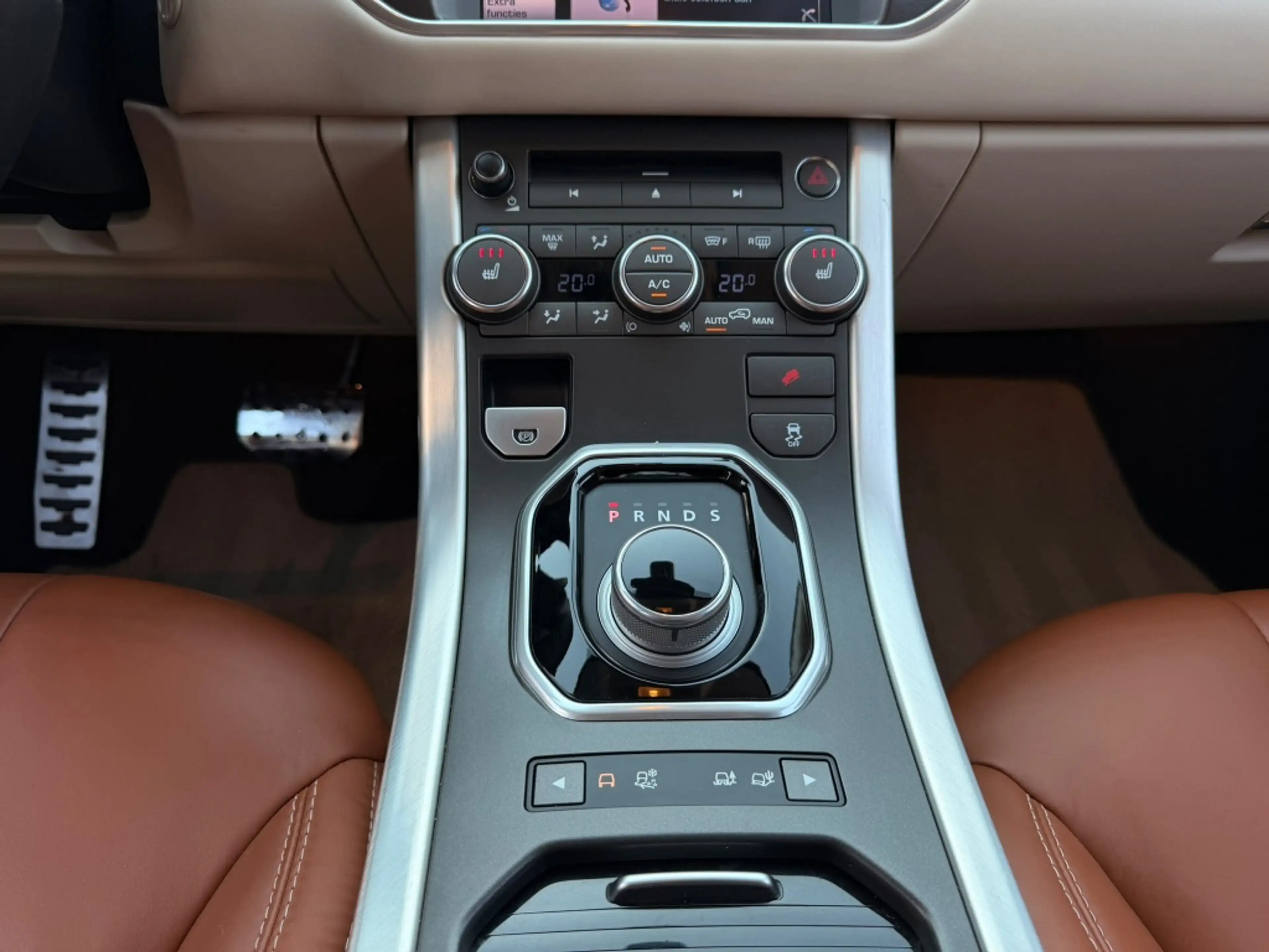 Land Rover Range Rover Evoque 2.2 SD4 4WD Prestige | MERIDIAN | MEMORY SEATS | S — photo 17
