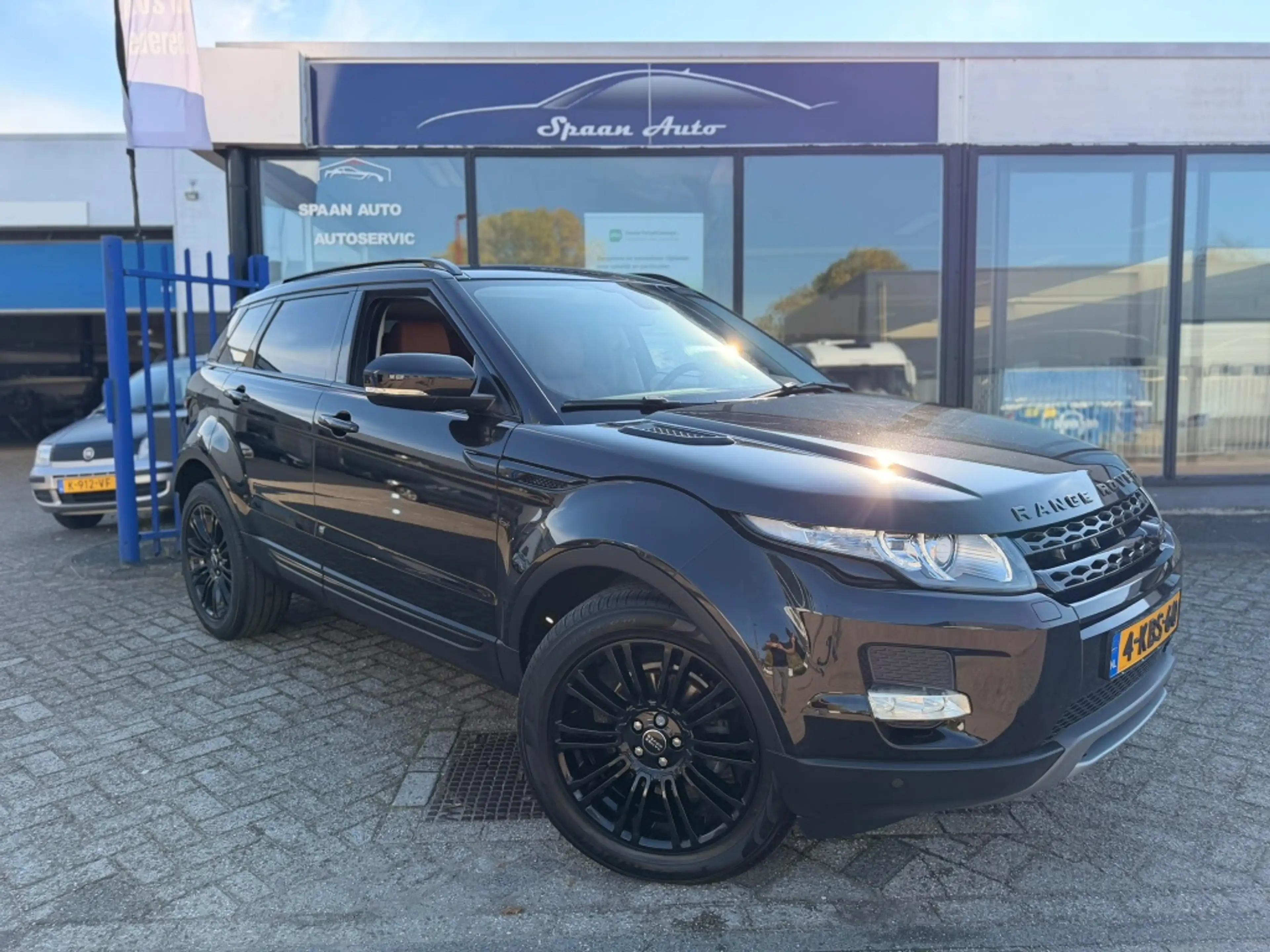 Land Rover Range Rover Evoque 2.2 SD4 4WD Prestige | MERIDIAN | MEMORY SEATS | S — photo 10
