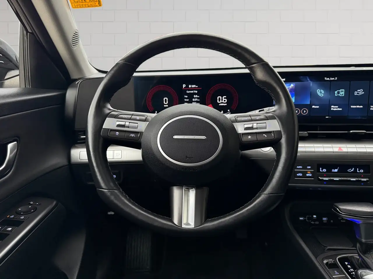 Hyundai KONA снимка Hyundai KONA