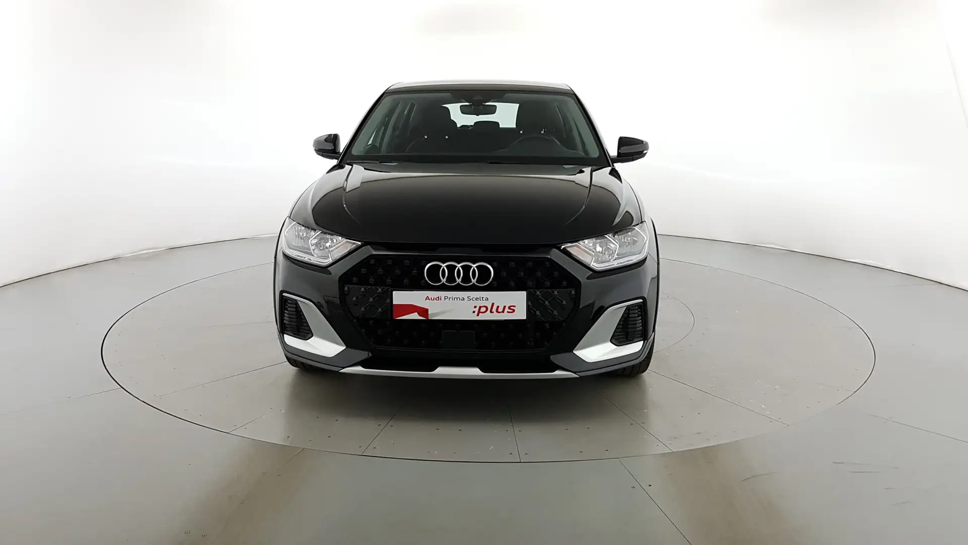 Audi A1 Citycarver 30 1.0 tfsi Admired 110cv s-tronic Zwart - 2
