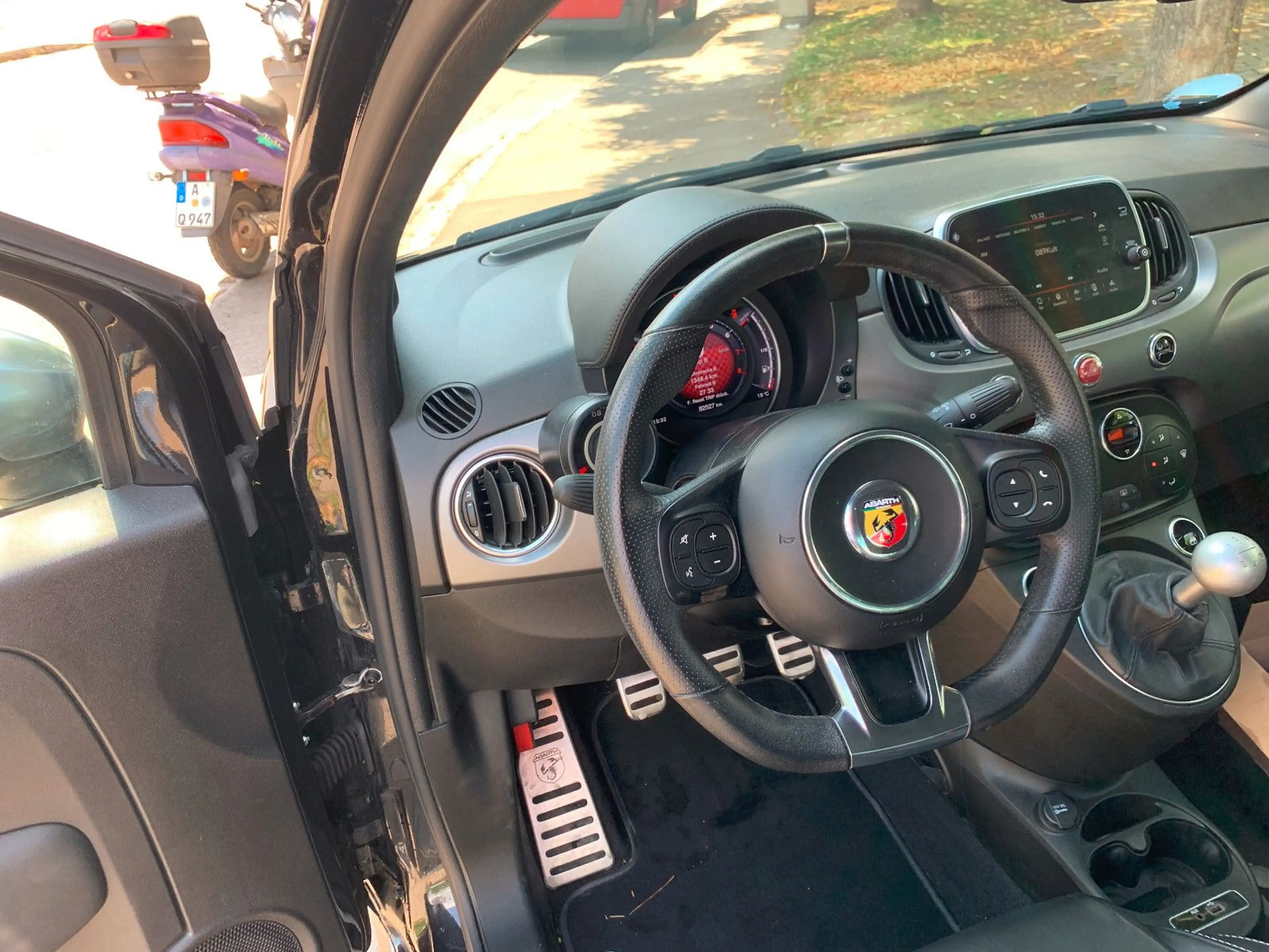 Abarth 595 Turismo 1.4 T-Jet *Leder*scheckheft* — photo 8