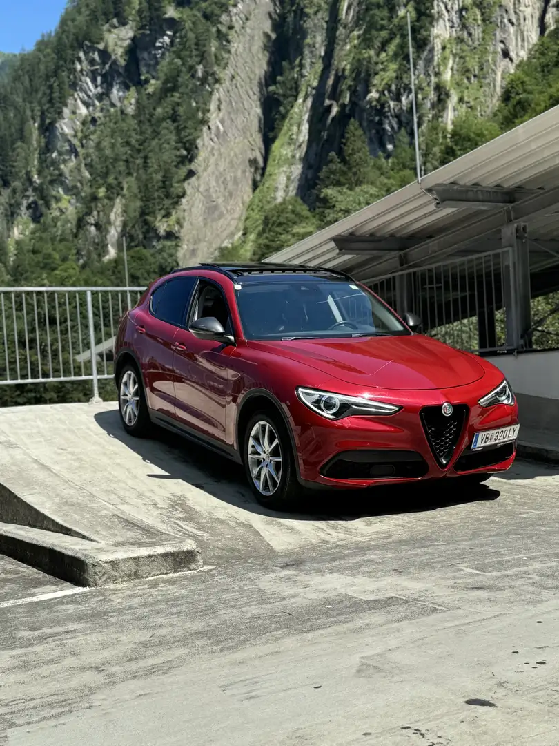 Alfa Romeo Stelvio B-Tech 2,0 ATX AWD - 1