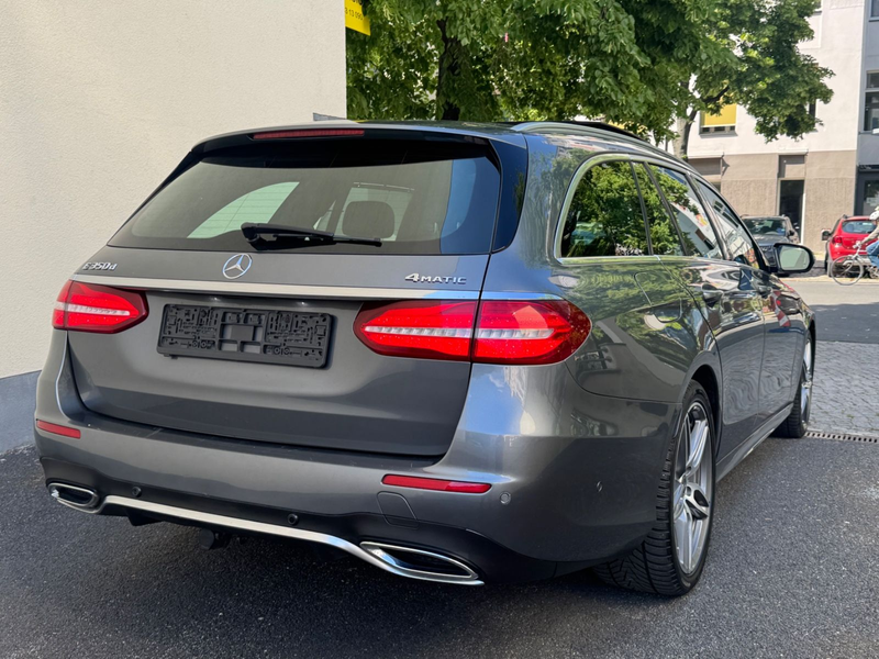 Mercedes-Benz E 350 d 4Matic AMG Line/PANO/ACC/WIDESCREEN/LED — photo 11