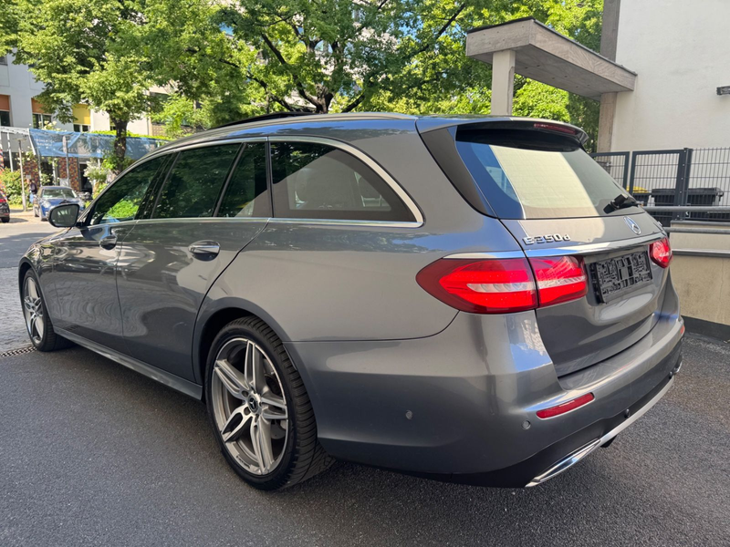 Mercedes-Benz E 350 d 4Matic AMG Line/PANO/ACC/WIDESCREEN/LED — photo 13