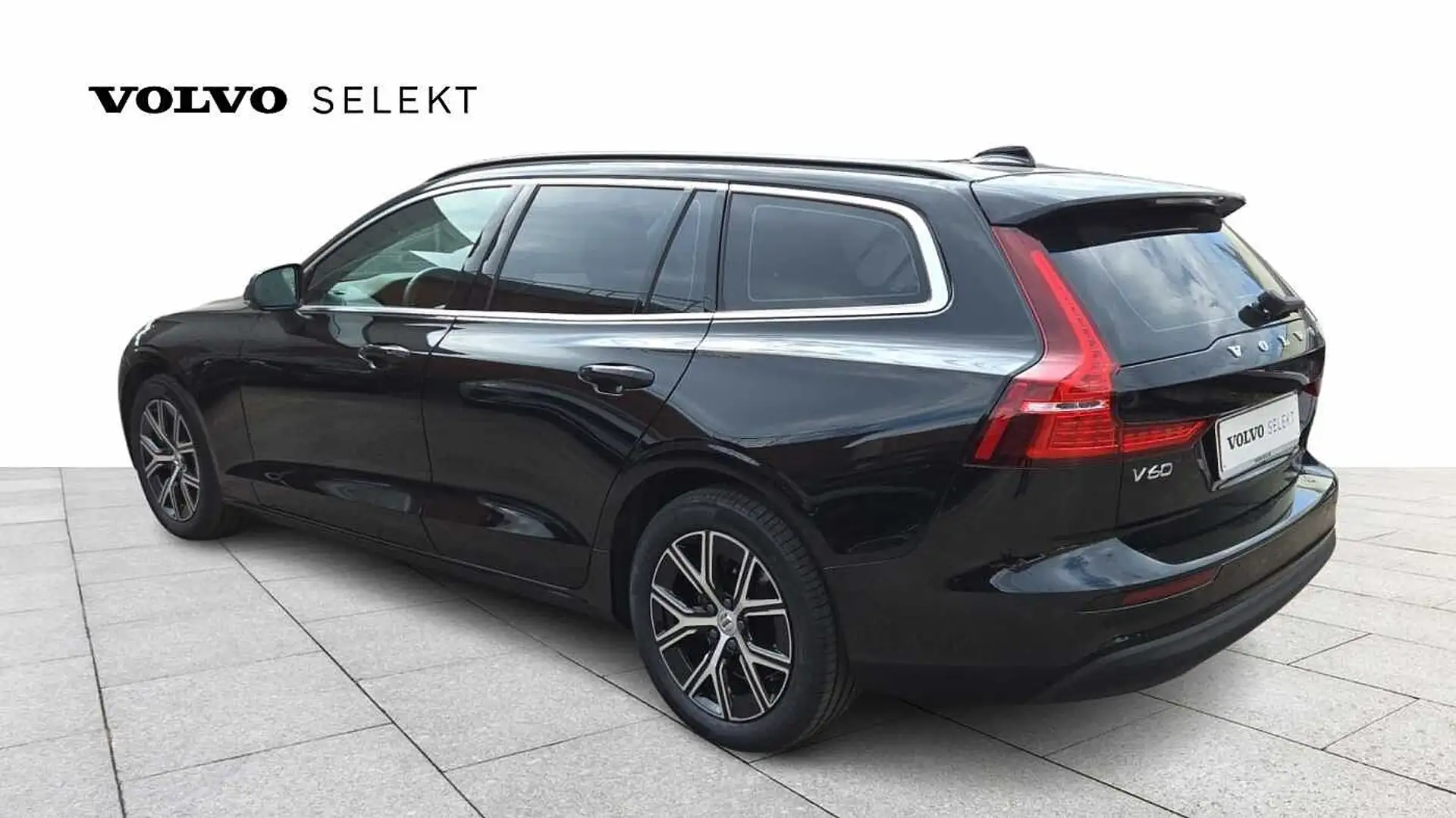 Volvo V60 Core, B4 Mild hybrid, Benz,2 JAAR SELEKT WAARBORG Zwart - 2