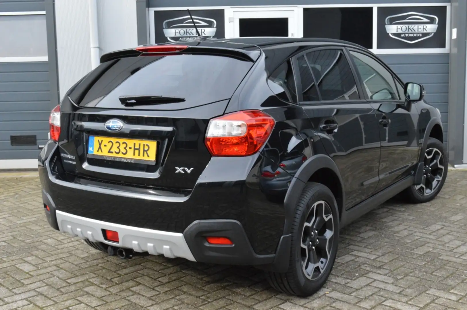 Subaru XV 1.6i Luxury AWD Trekhaak stoelverwarming Camera Cr Black - 2