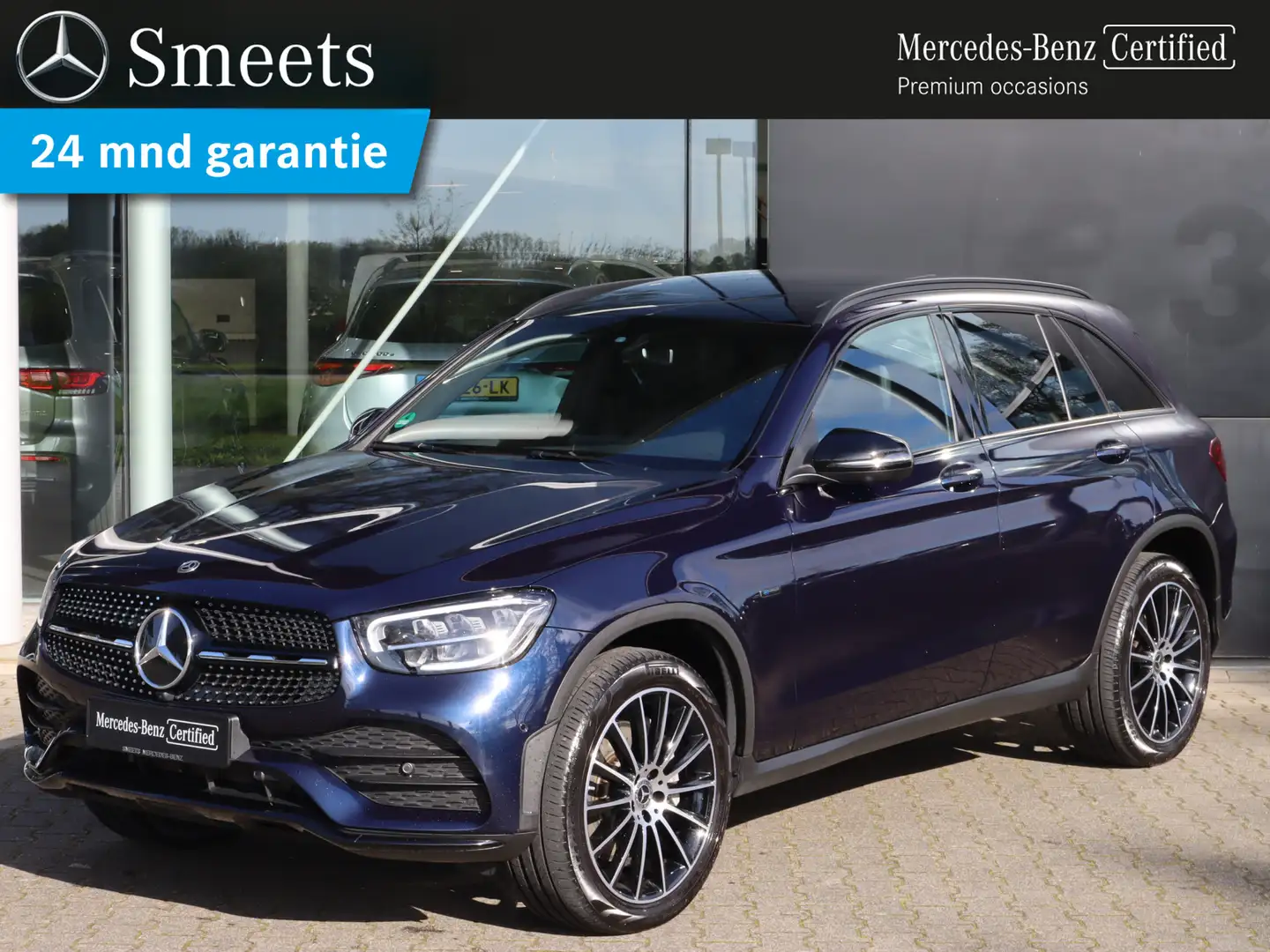 Mercedes-Benz GLC 300 300e 4MATIC AMG line | Panoramadak | 360 camera | Blauw - 1