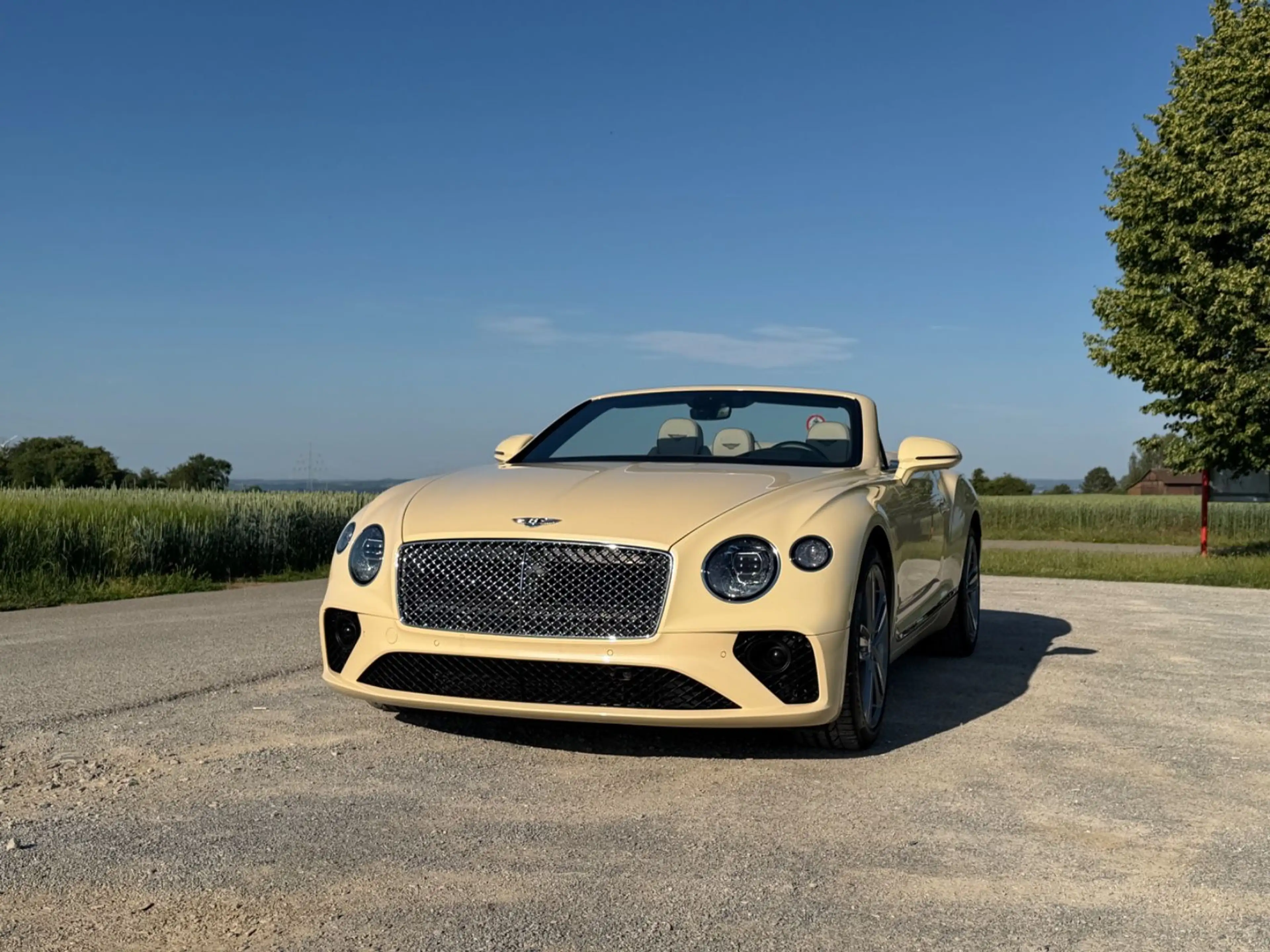 Bentley Continental GTC Rot. Display Naim Nachtsicht HUD — photo 2
