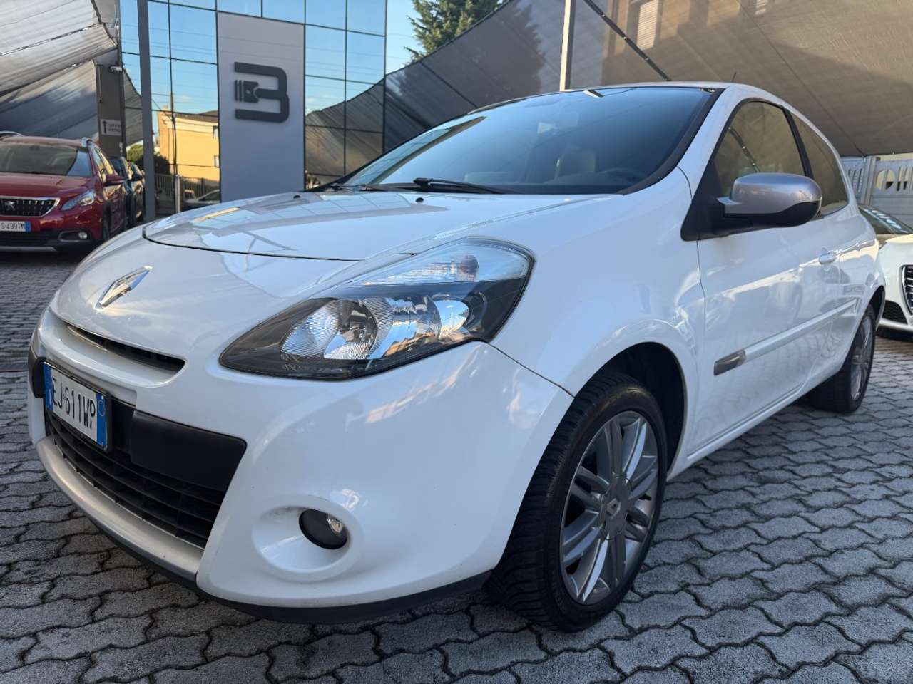 Renault Clio Clio 3p 1.2 tce Live! 105cv