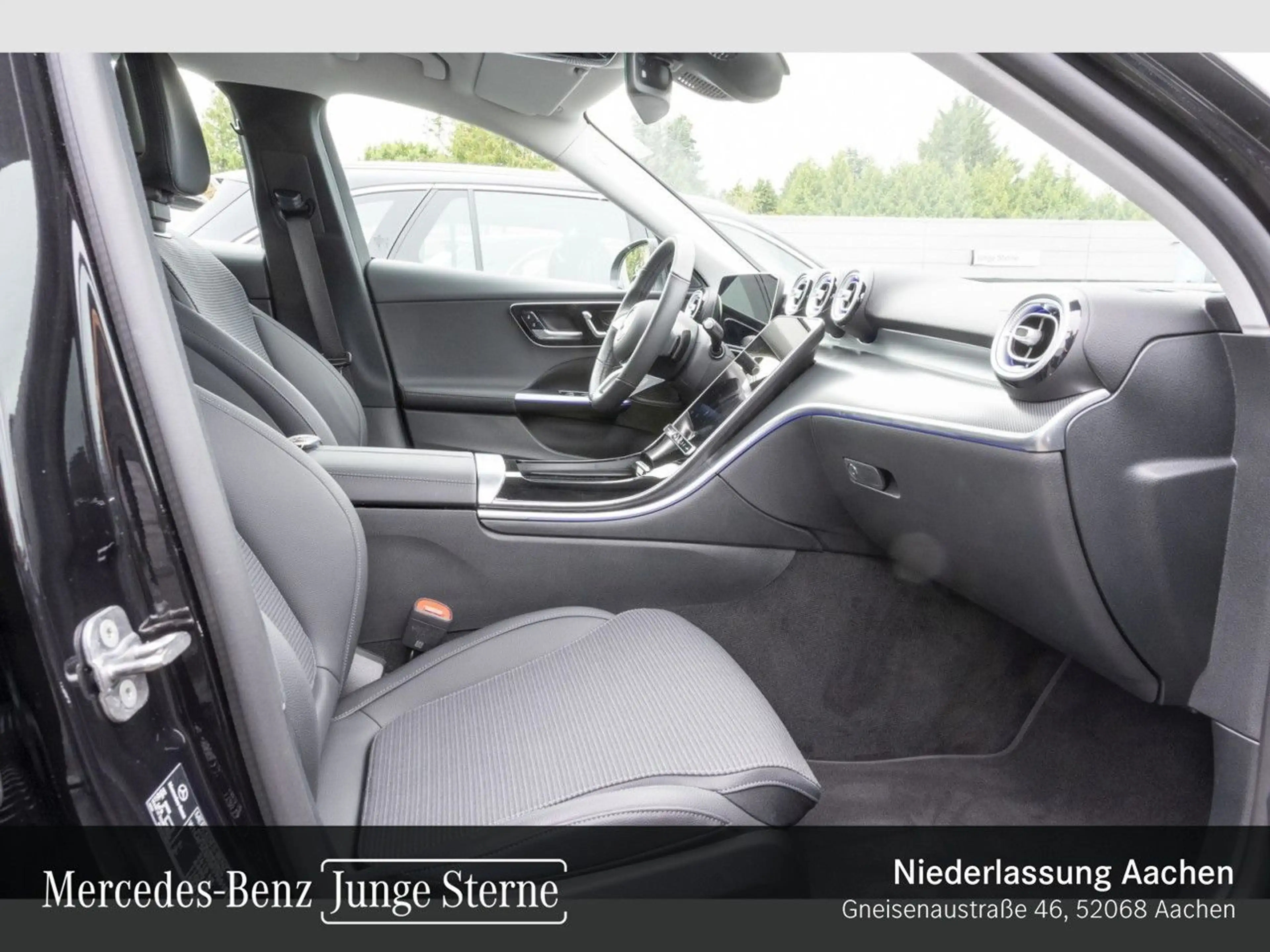 Mercedes-Benz C 300 e AVANTG+LED+KAMERA+TOTW+KEYLESS+9G — photo 6