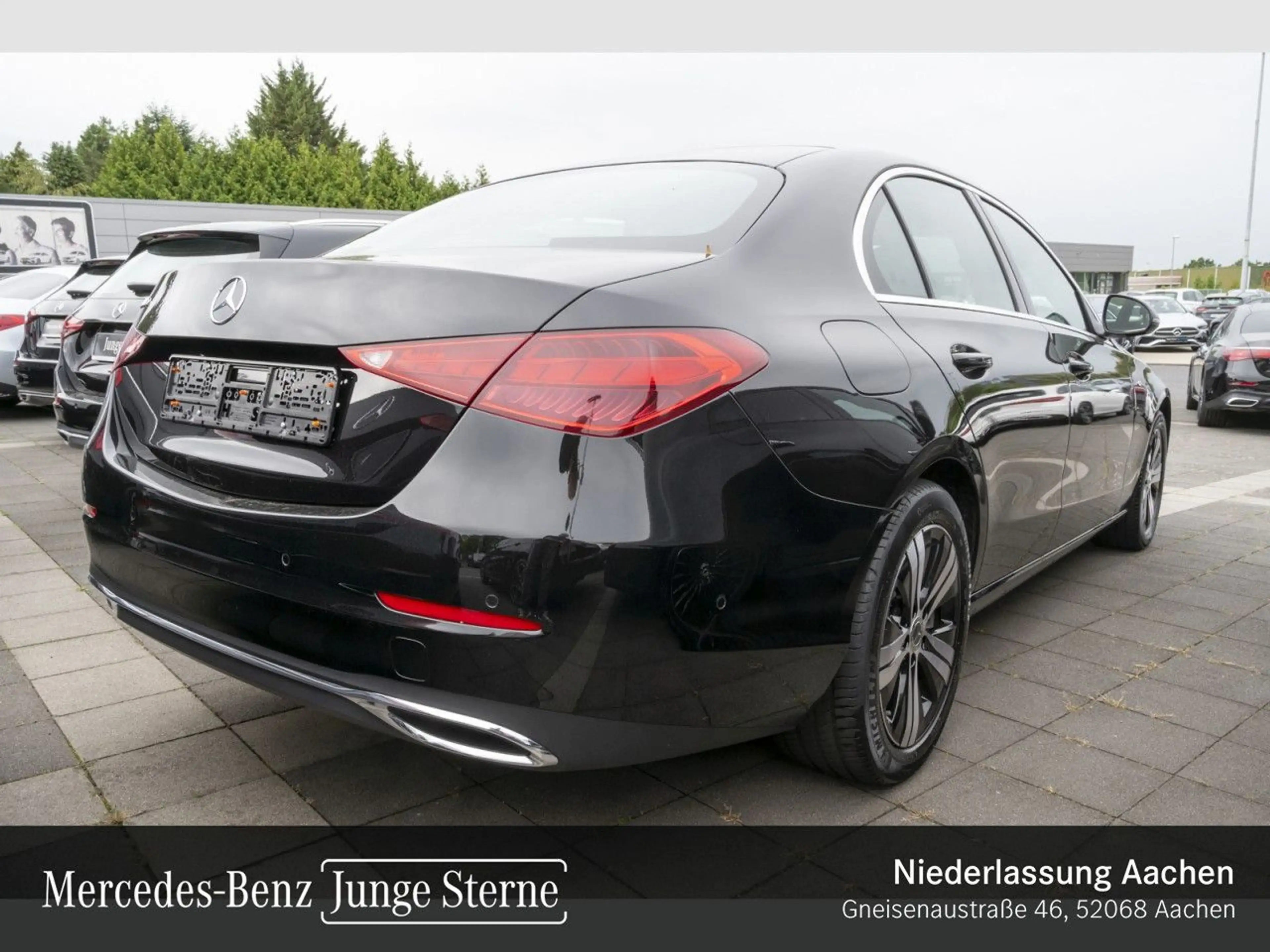 Mercedes-Benz C 300 e AVANTG+LED+KAMERA+TOTW+KEYLESS+9G — photo 3