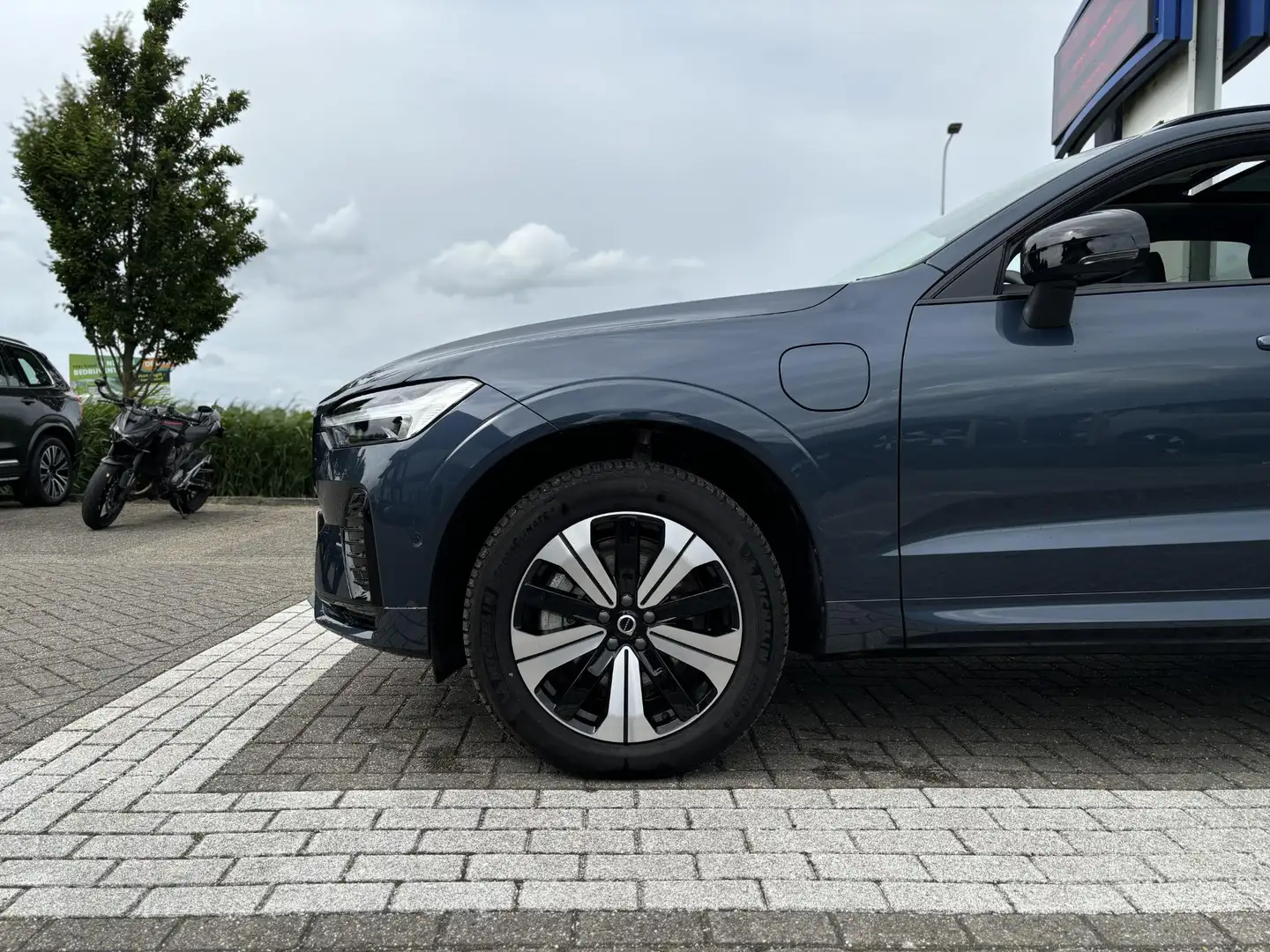 Volvo XC60 T8 Plug-in hybrid AWD Ultra Dark | Luchtvering | 3 Azul - 2