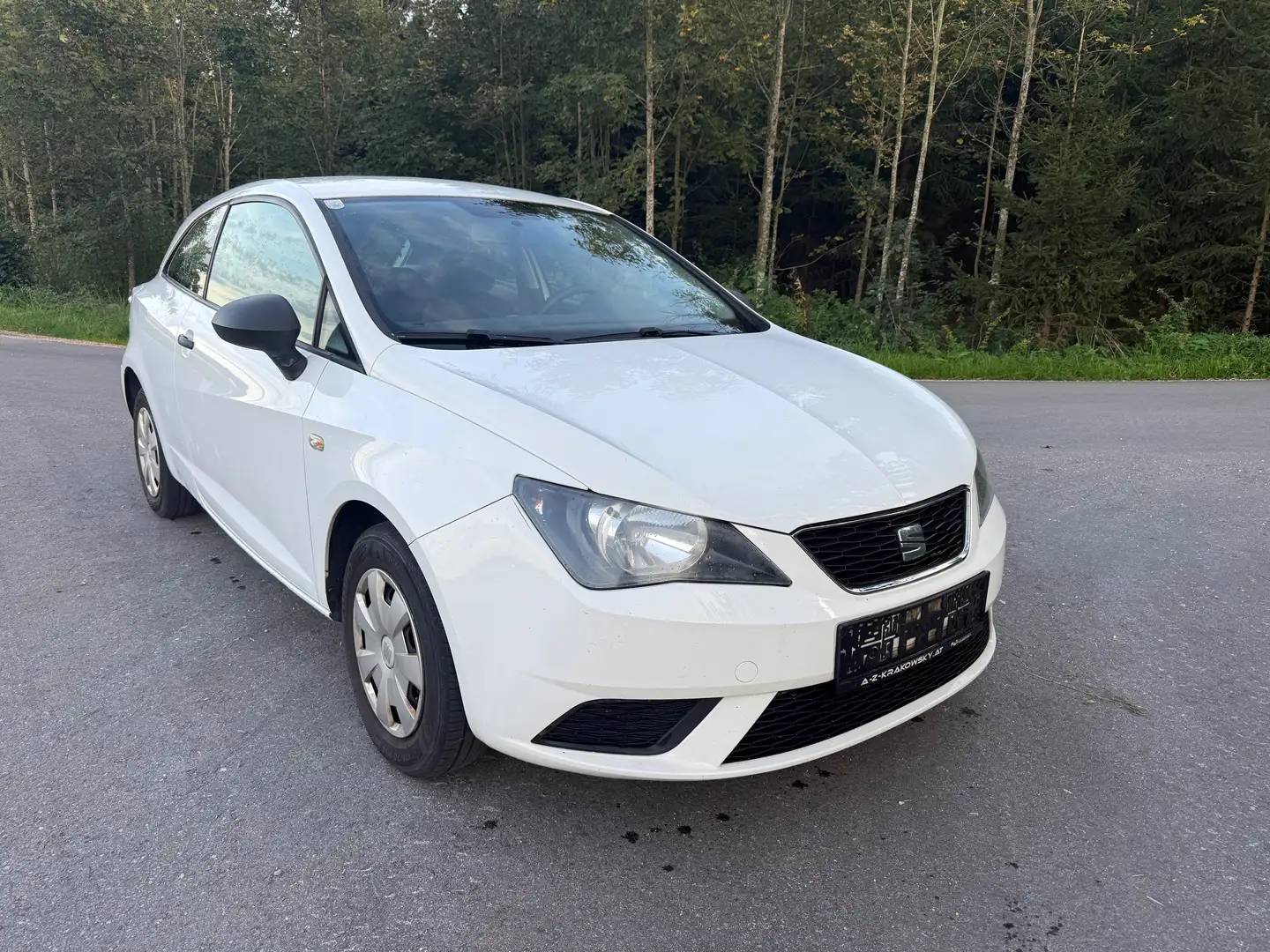 SEAT Ibiza Weiß - 2