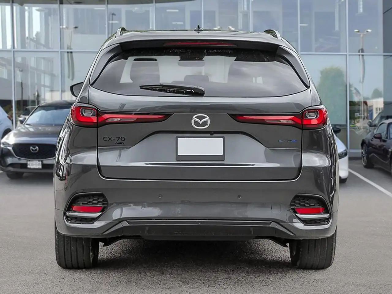 Mazda CX-70 PHEV снимка Mazda CX-70 PHEV