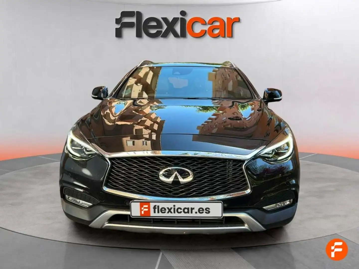 Infiniti QX30 2.0 T PREMIUM TECH 7DCT AWD Žlutá - 2