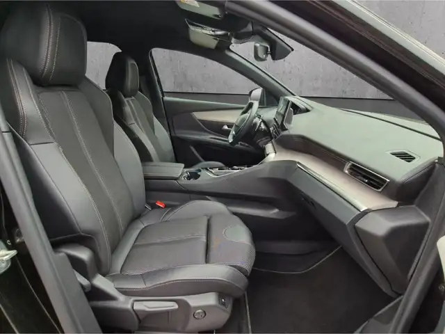 Peugeot 5008 view 13