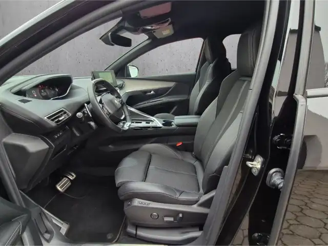 Peugeot 5008 view 9
