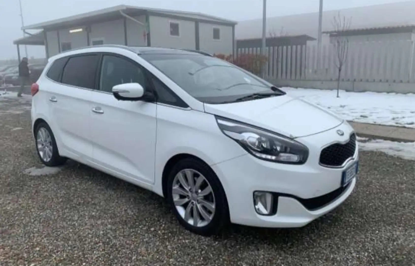 Kia Carens 7 posti con tetto panoramico - euro 6. a Novara - 2