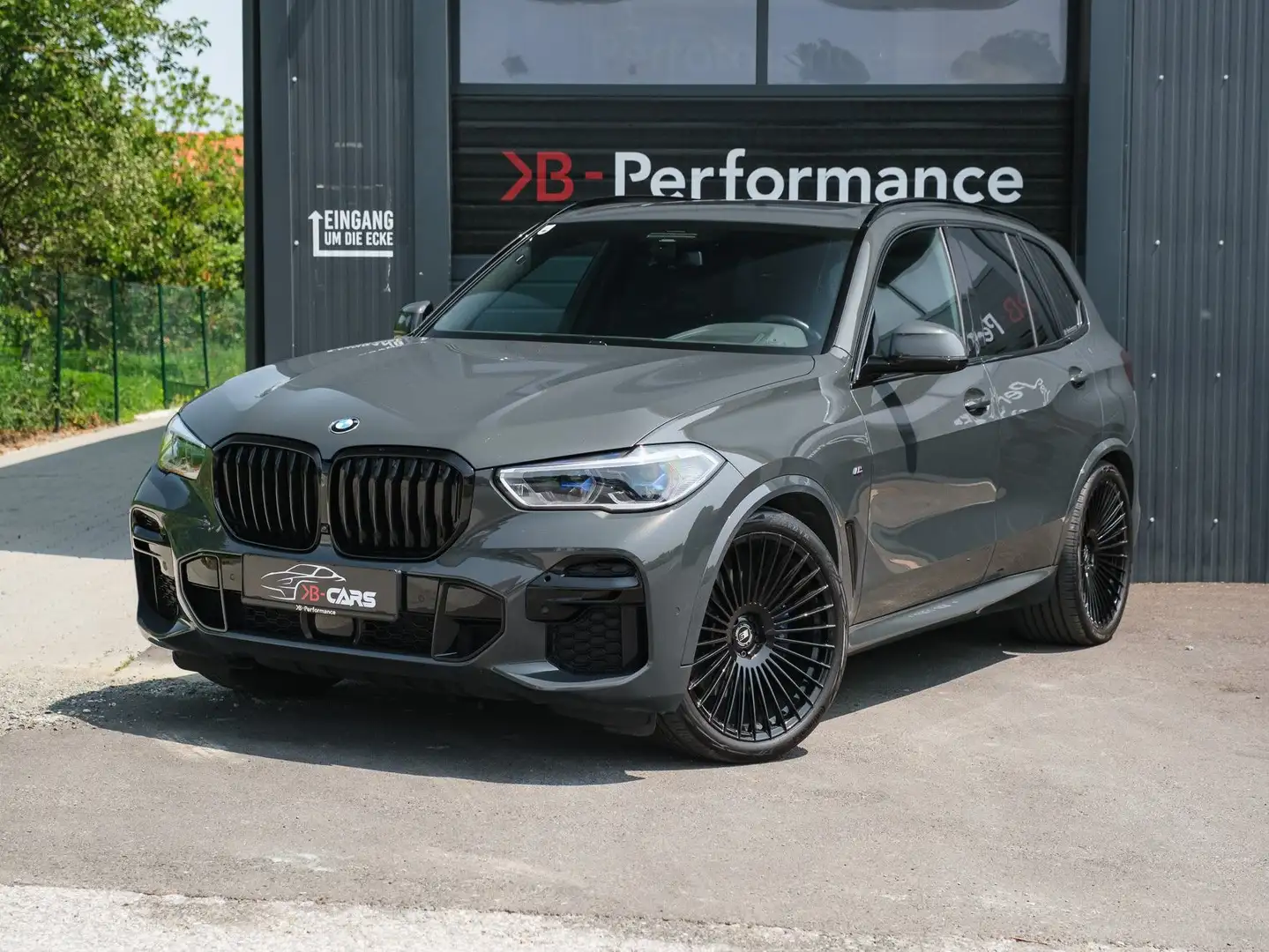 BMW X5 X5 xDrive30d Aut. M-Paket LUFT/AHK/4-ZONEN/M-SITZE Grey - 1