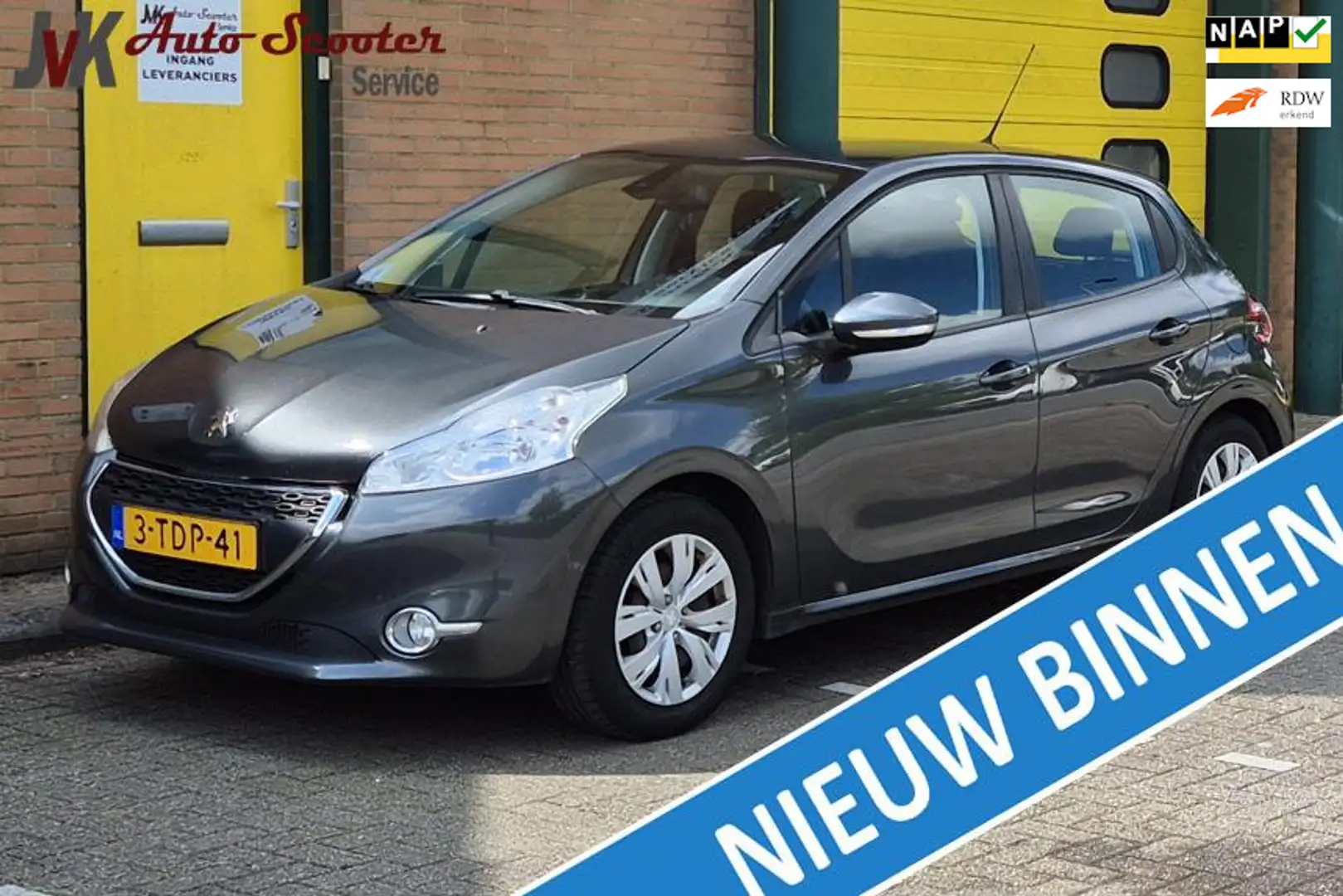 Peugeot 208 1.2 VTi Envy Airco! Cruise Control! NAP! Grigio - 1