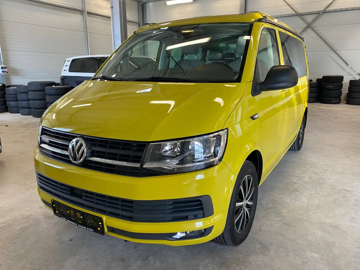 Volkswagen T6 California Beach 4M DSG GRA Navi Kamera Sthz Galben - 2