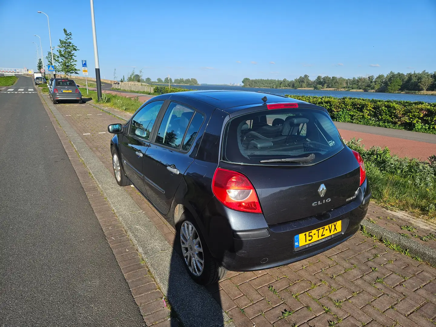Renault Clio Clio 1.4-16V Exception - 2