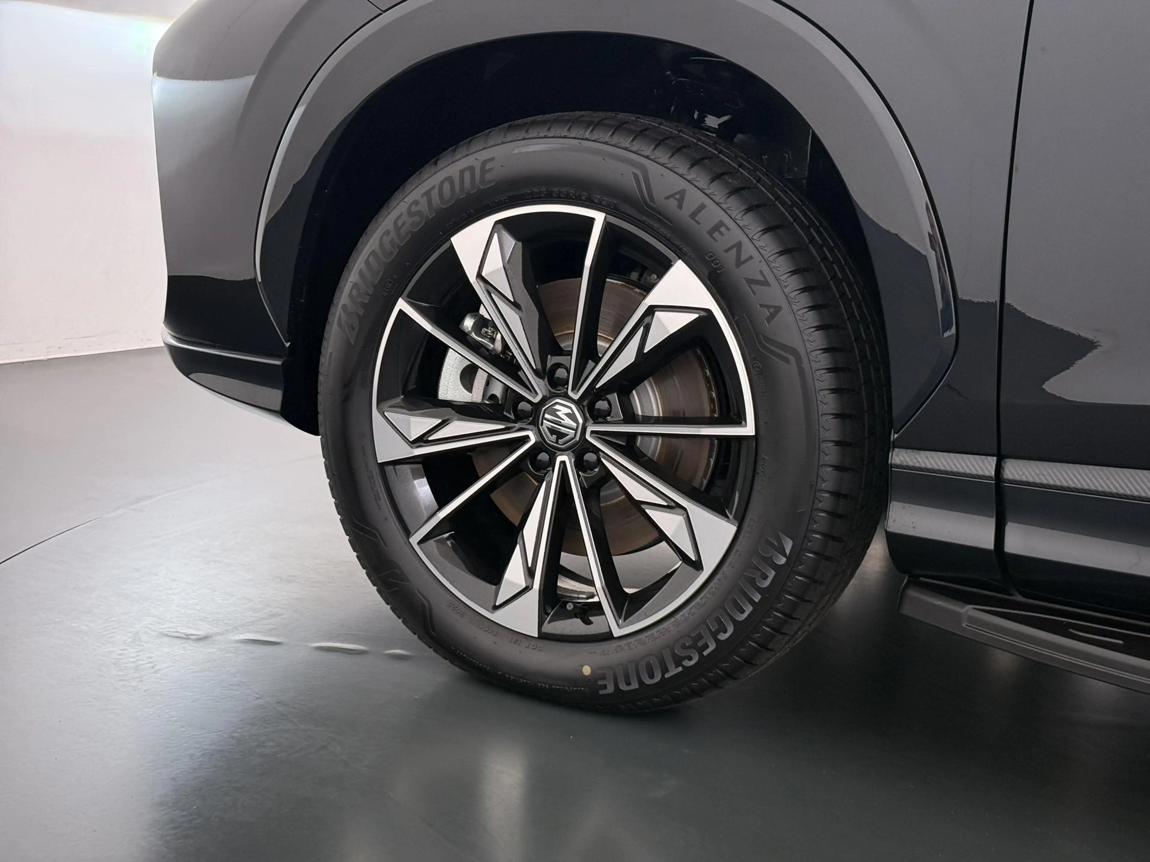MG HS MG PHEV 1.5 Luxury VAN: € 39.900- VOOR: € 33.330,- — photo 13