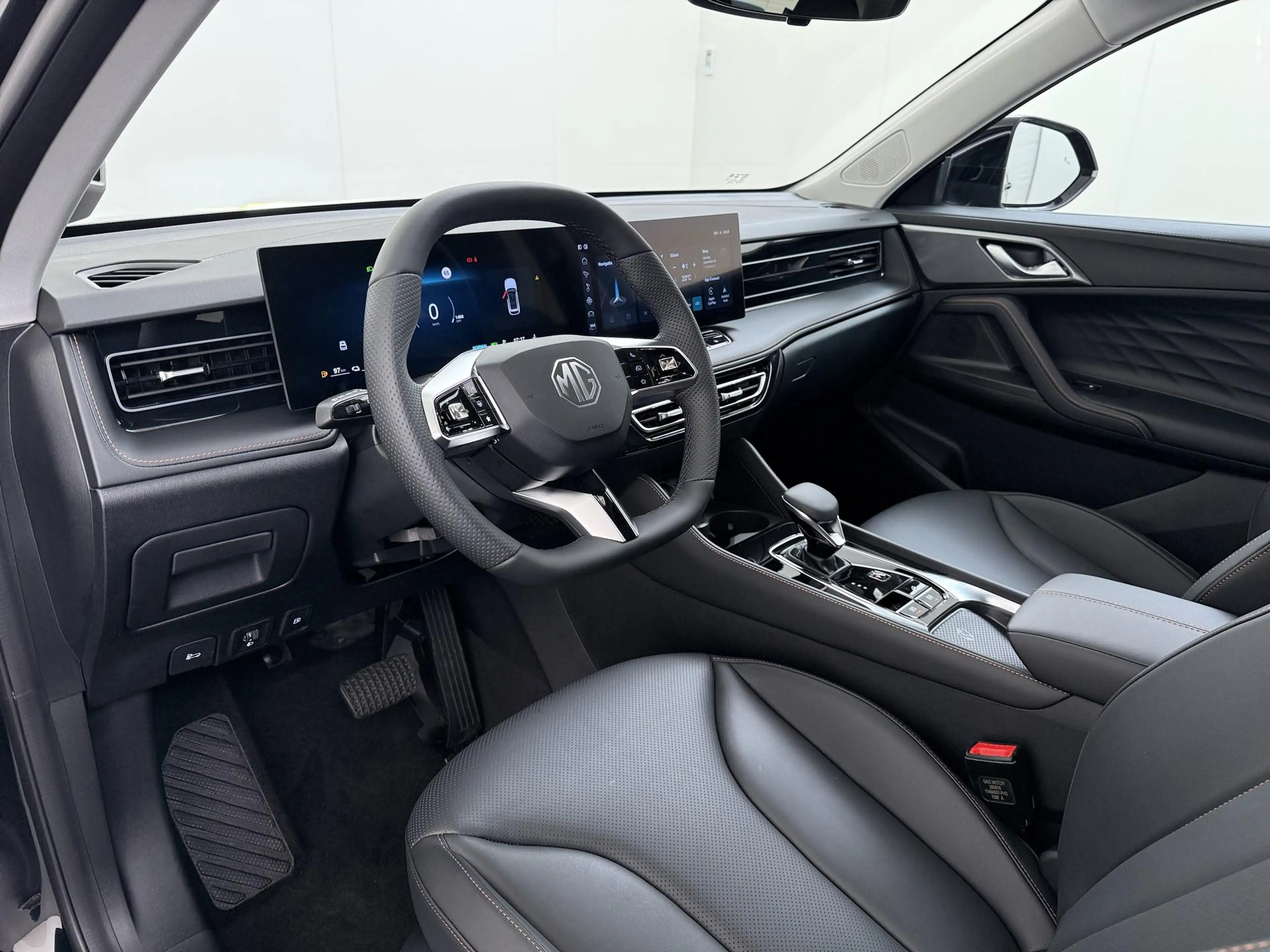 MG HS MG PHEV 1.5 Luxury VAN: € 39.900- VOOR: € 33.330,- — photo 17