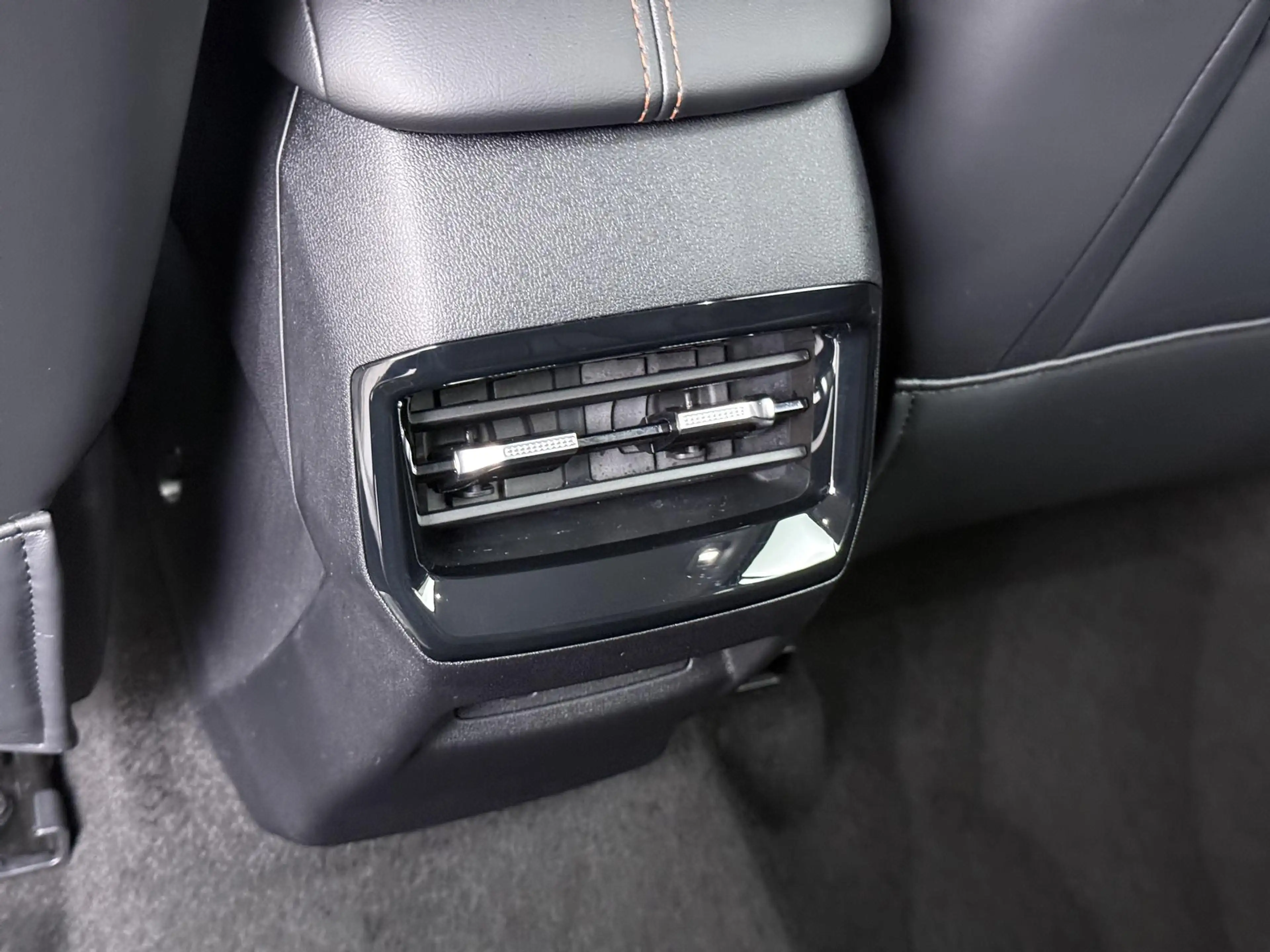MG HS MG PHEV 1.5 Luxury VAN: € 39.900- VOOR: € 33.330,- — photo 24