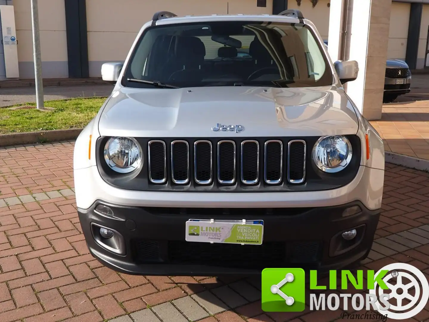 Jeep Renegade 1.6 Mjt 120 CV Longitude Gris - 2
