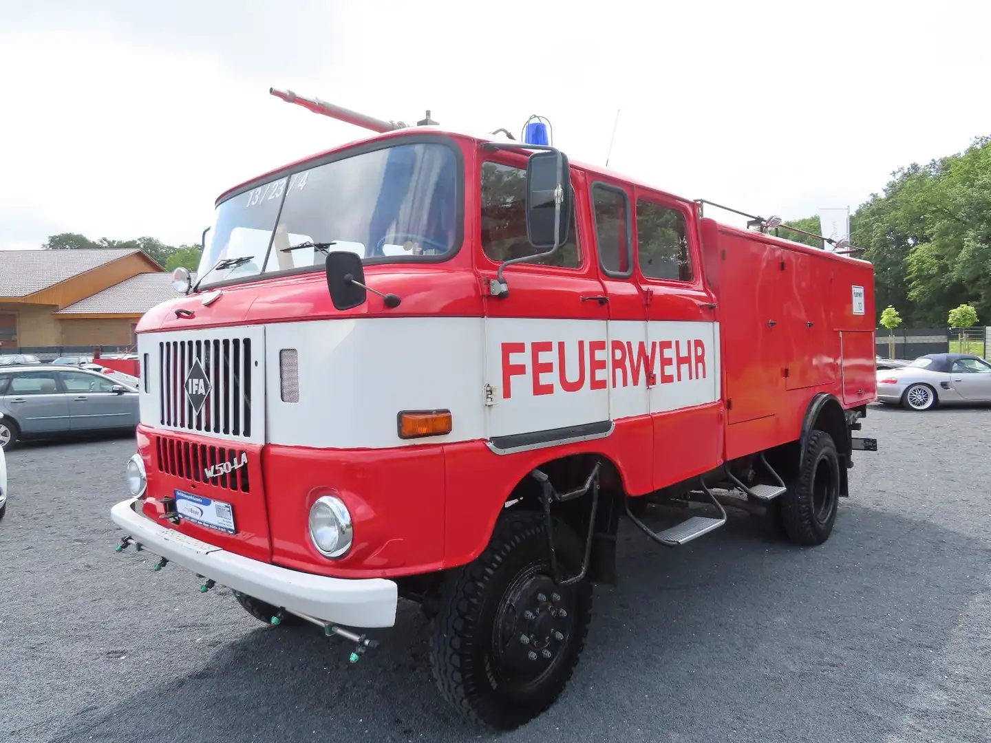 Sonstige Marken IFA W 50 LA Allrad Feuerwehr Löschwagen Oldtimer Rot - 1
