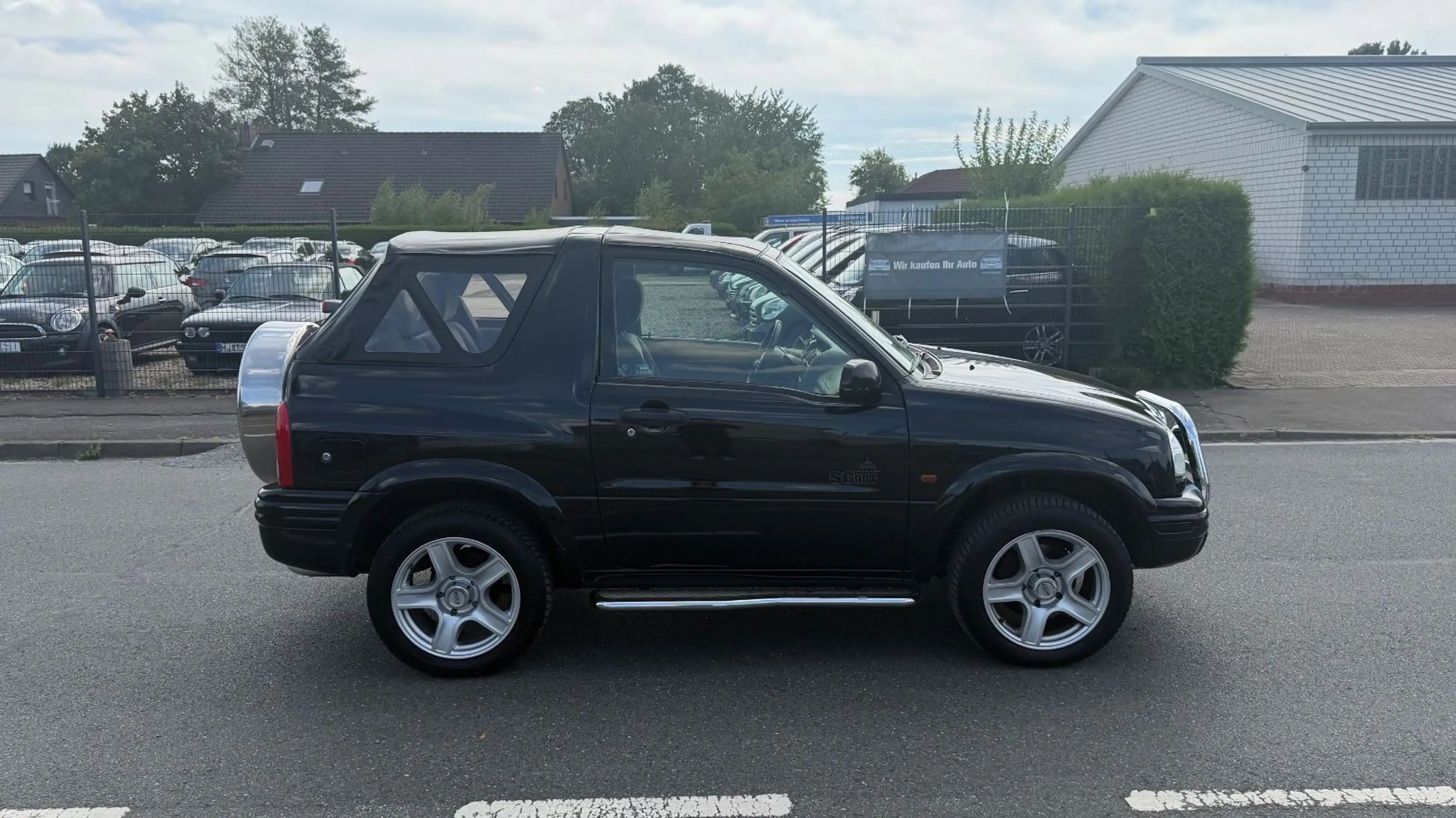 Suzuki Grand Vitara 1.6 Cabrio Club Scout(1HAND ALLRAD) — photo 9