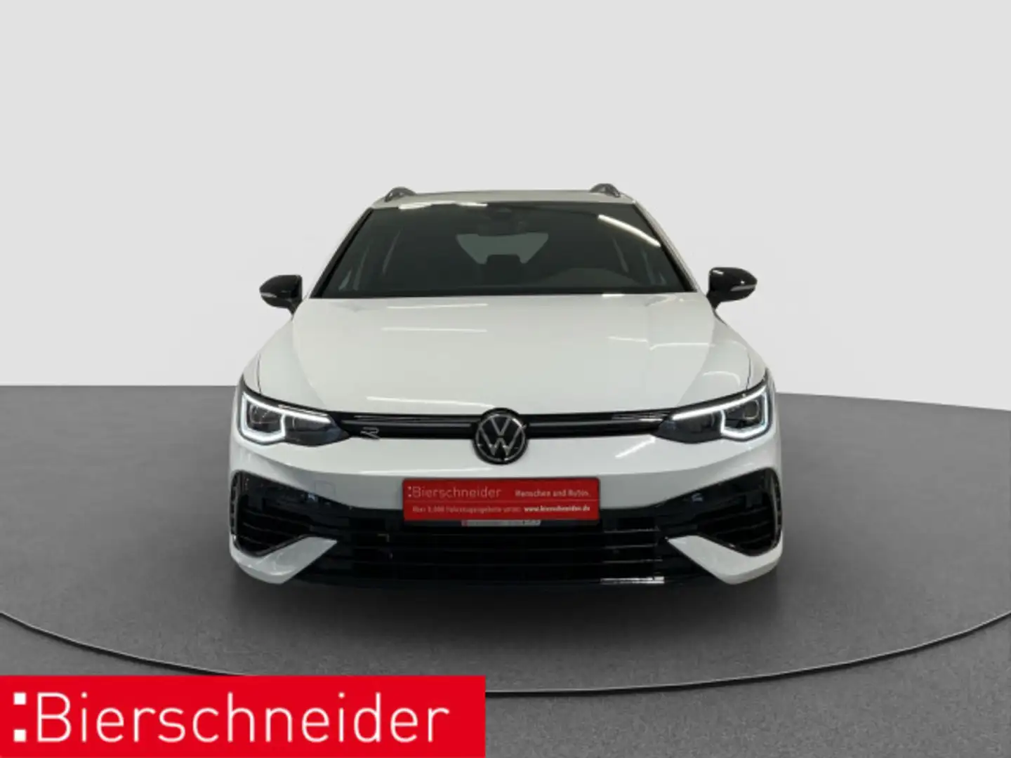 Volkswagen Golf Variant Golf 8 Var 2.0 TSI DSG 4Mo R Black AHK PANO MATR Weiß - 2