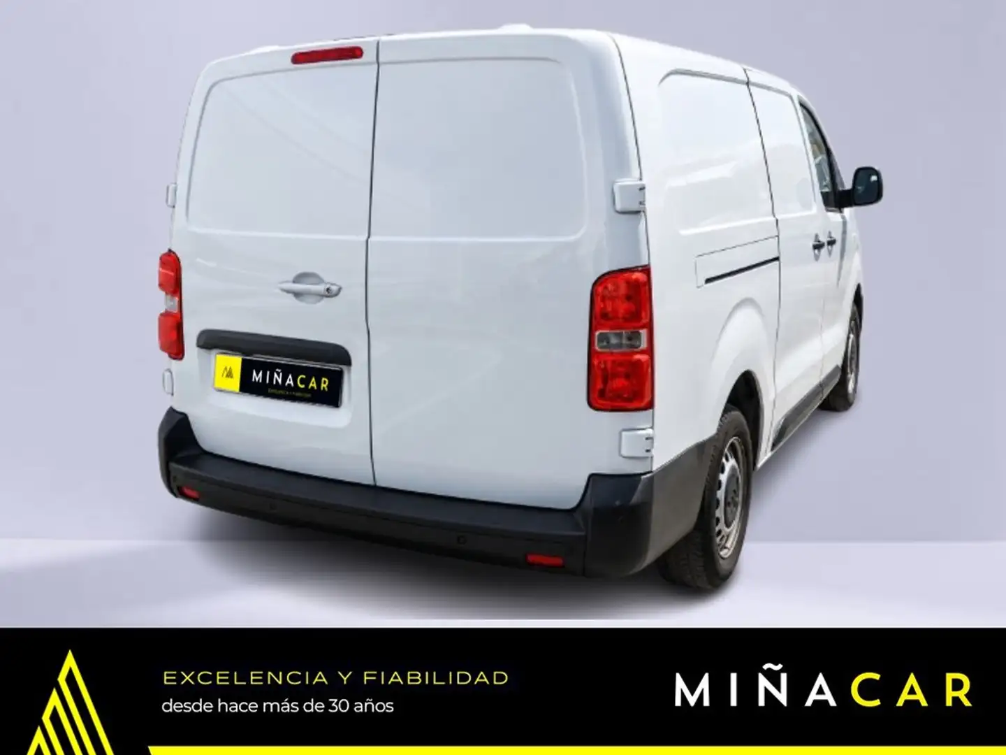 Citroen Jumpy Furgon Club XL Blue HDI 102cv Blanco - 2