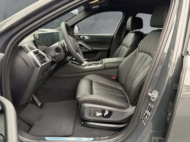 BMW X6 view 8