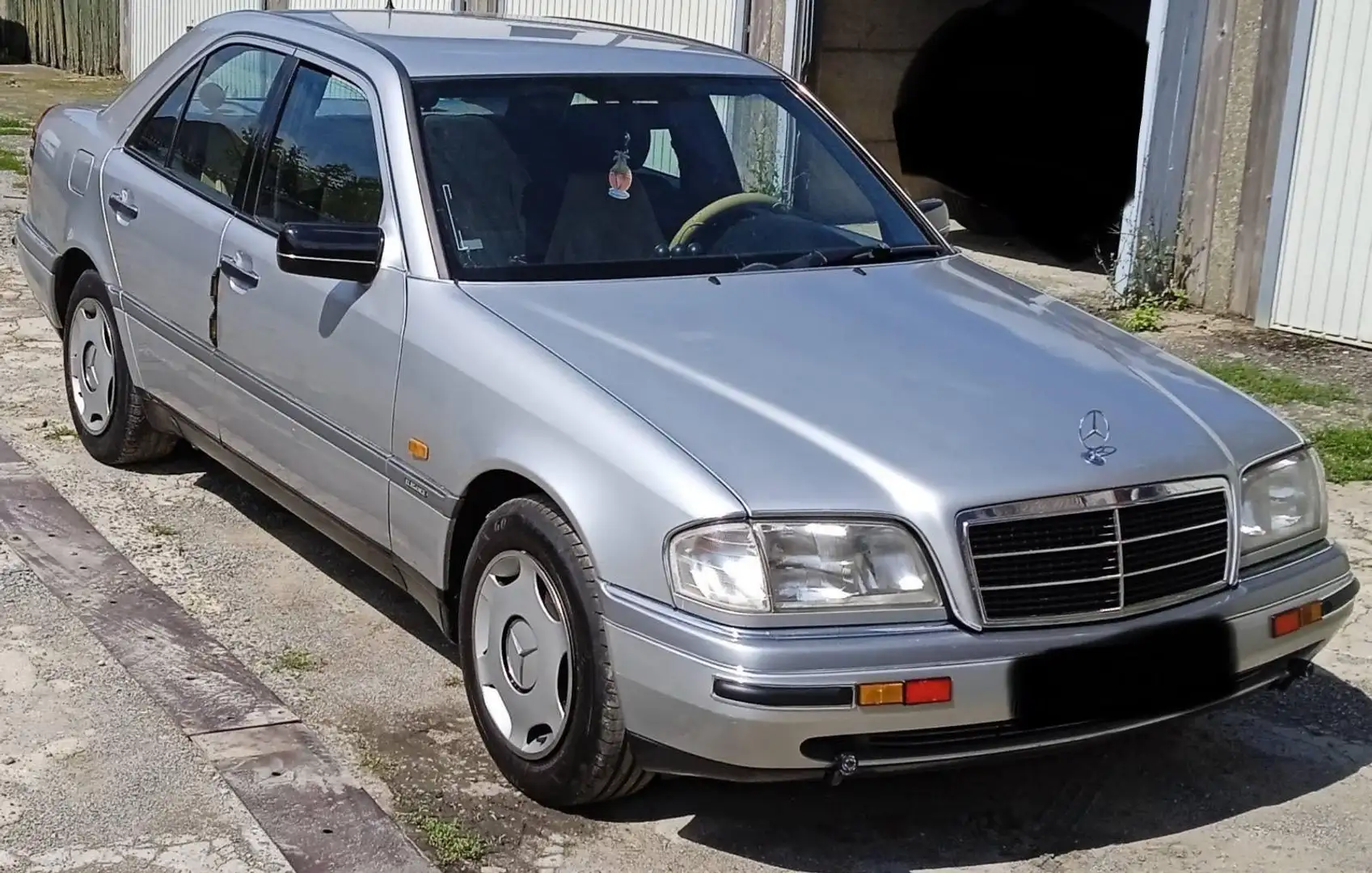 Mercedes-Benz C 220 (Tel: 0487848697) Gümüş rengi - 1